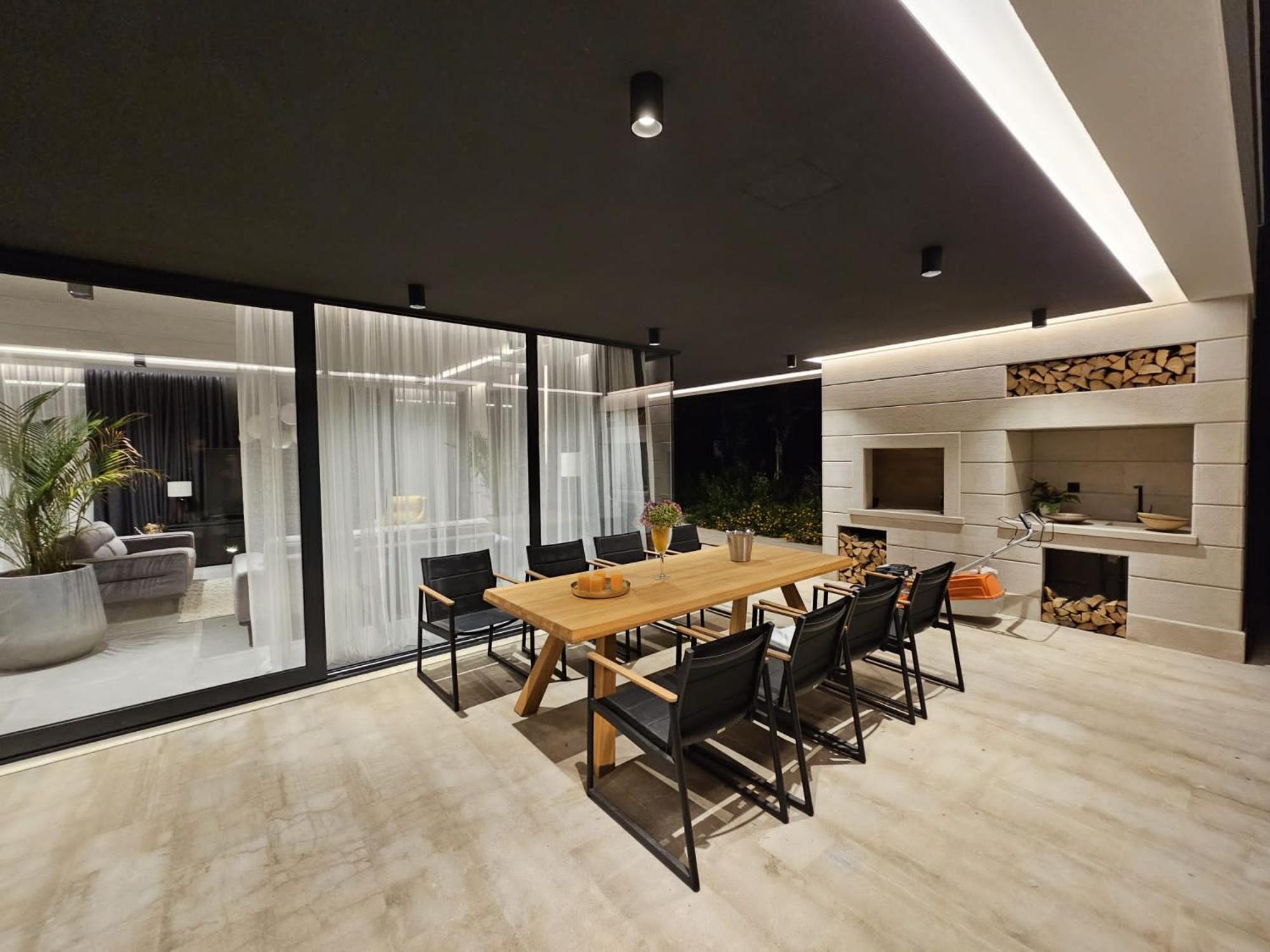 Three-Bedroom Villa photo 3