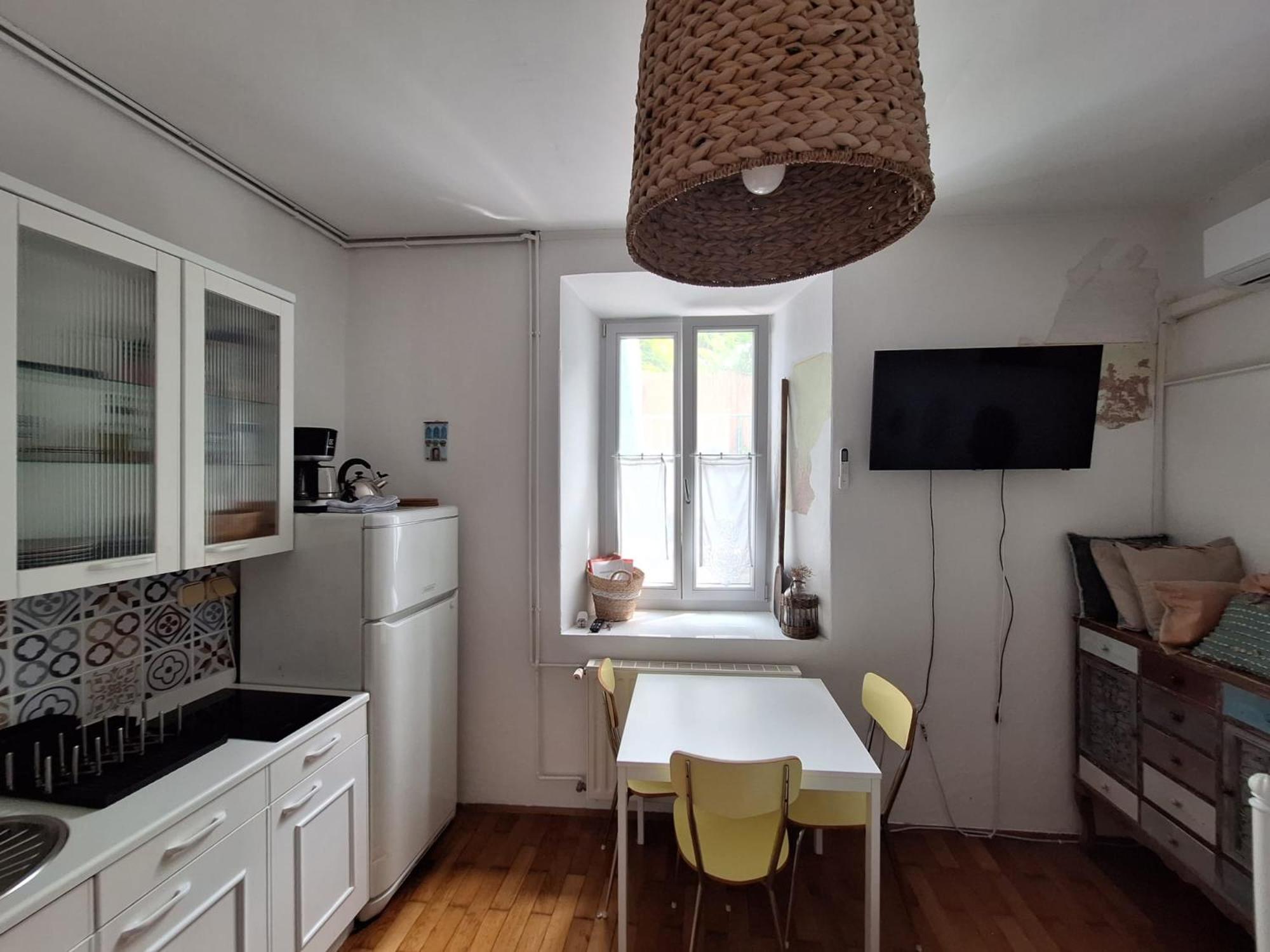 One-Bedroom Apartment - Photo 21