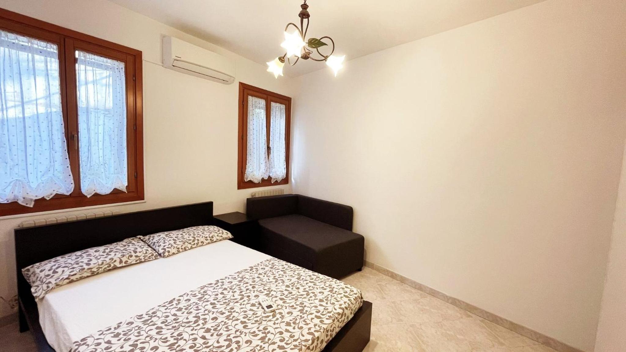 Apartment - Ground Floor photo 1
