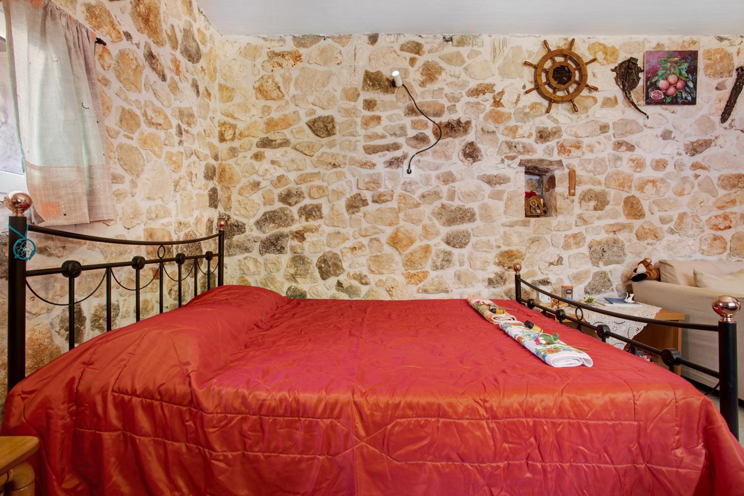 One-Bedroom House photo 3
