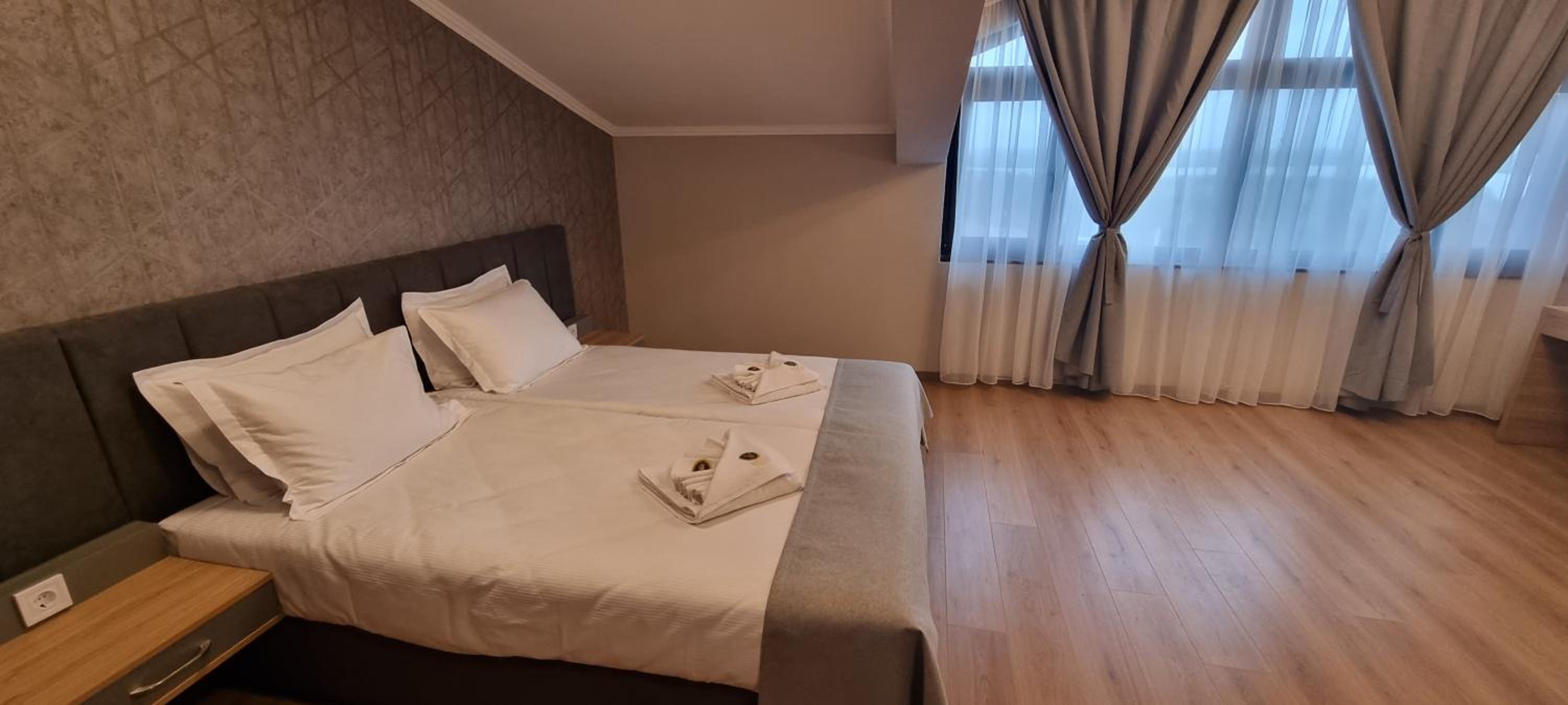 Deluxe Double Room photo 2
