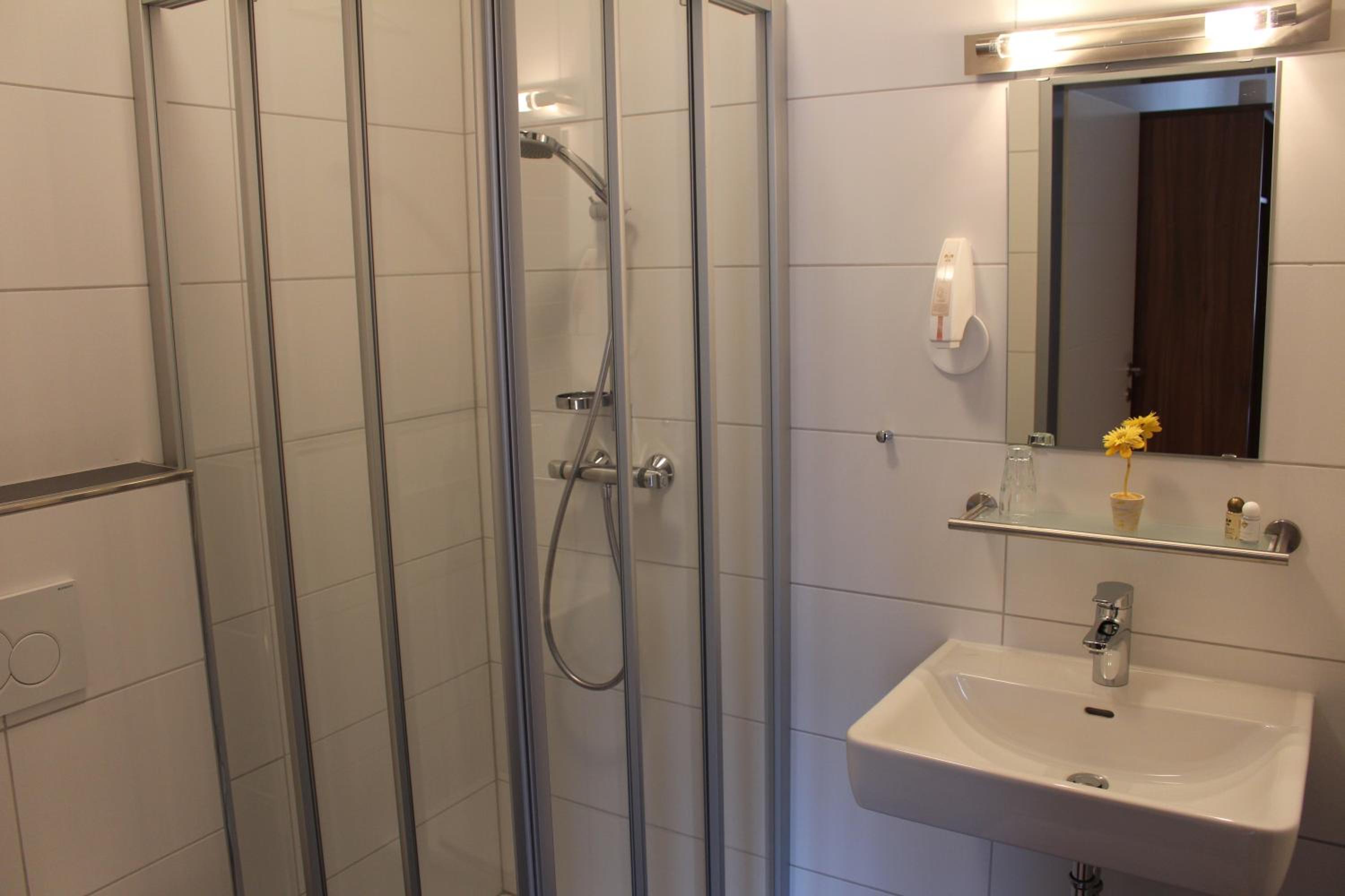 Double Room - Photo 2