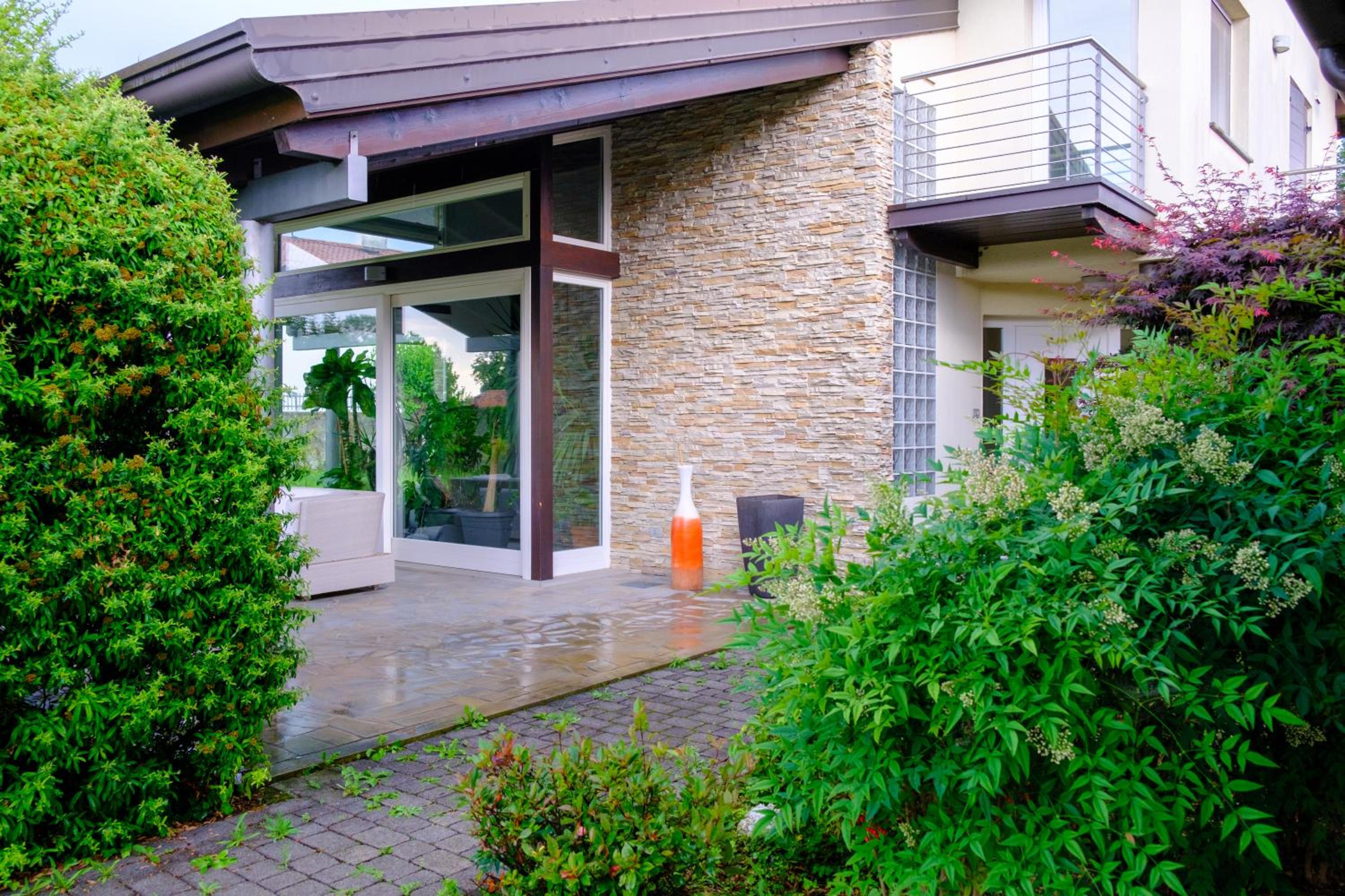Double or Twin Room with Garden View photo 2