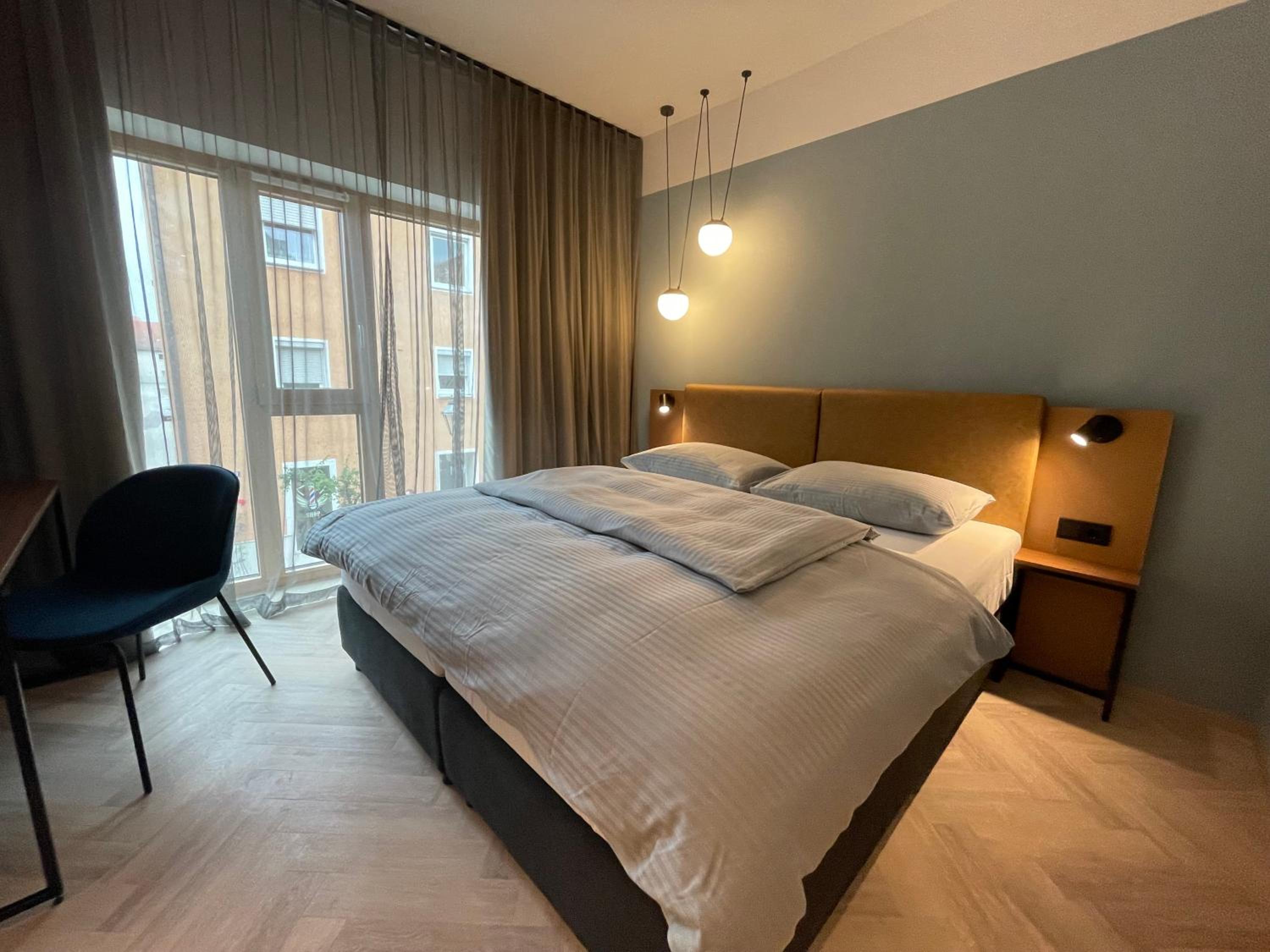 Deluxe Double or Twin Room photo 2