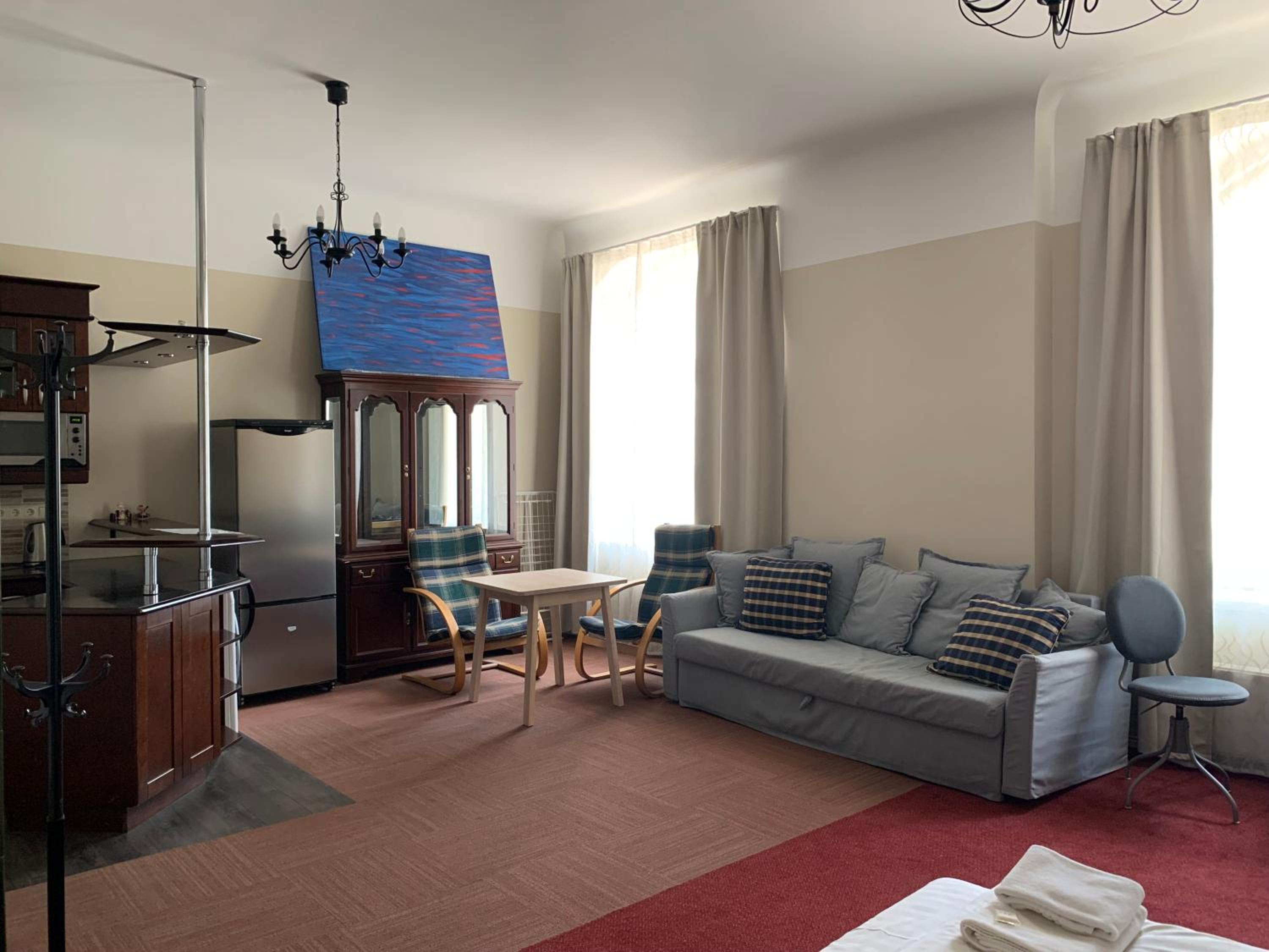 Studio Apartment photo 2