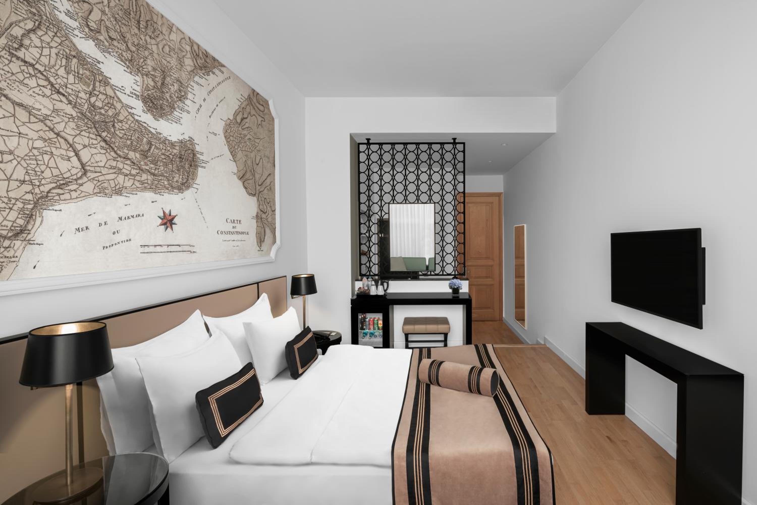 Deluxe Twin Room photo 2