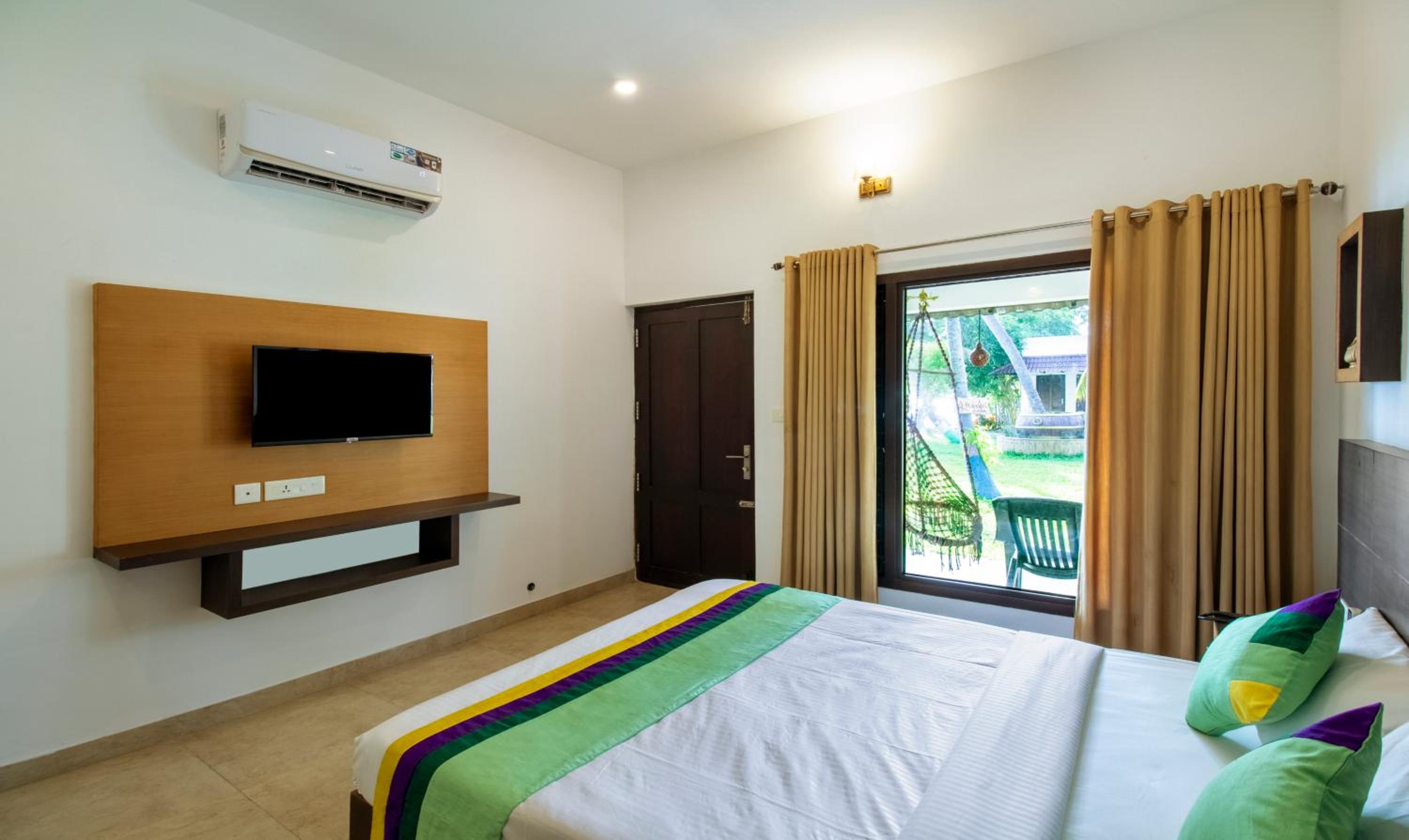 Deluxe Double Room photo 3