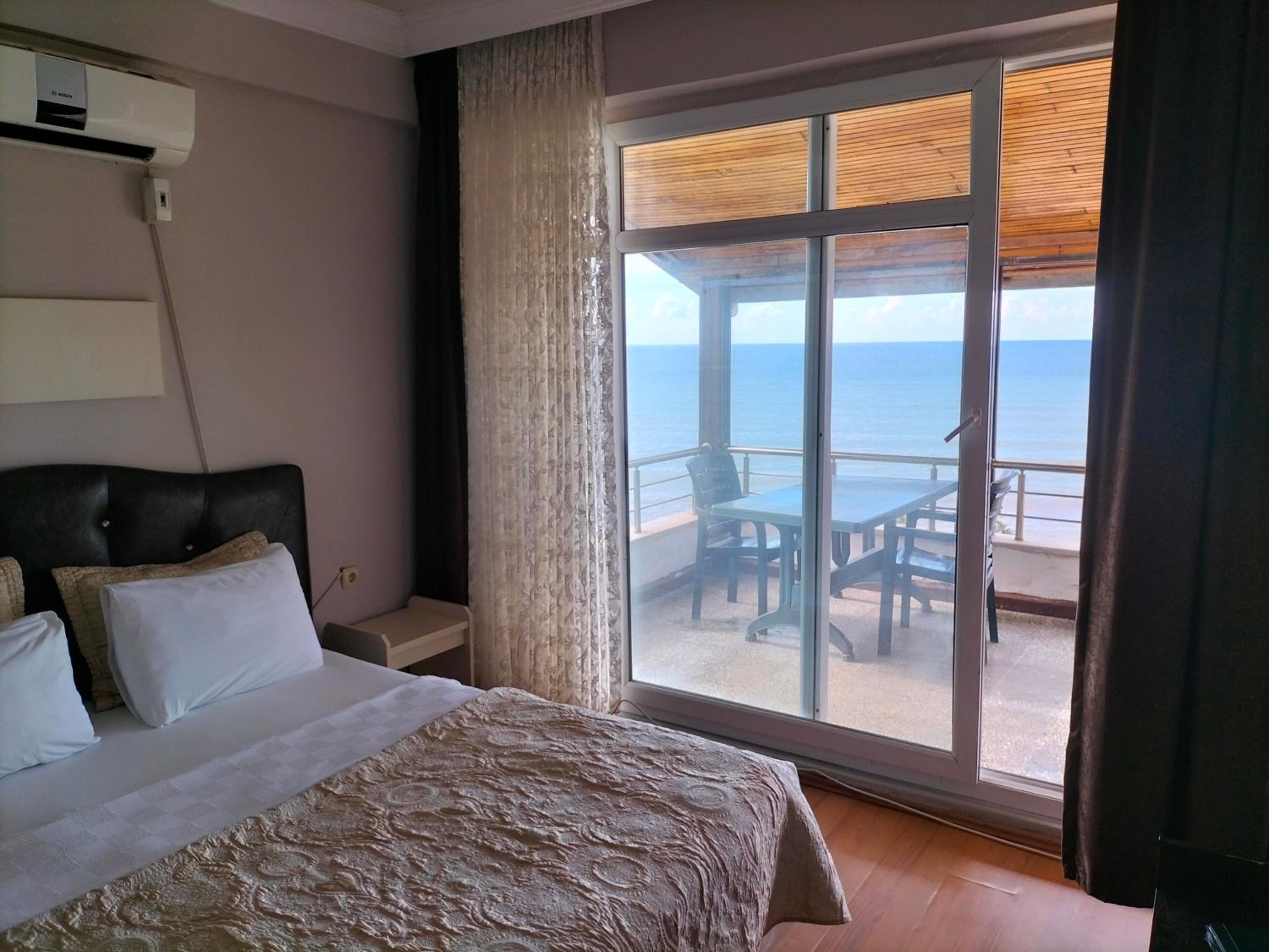 Triple Room With View photo 2