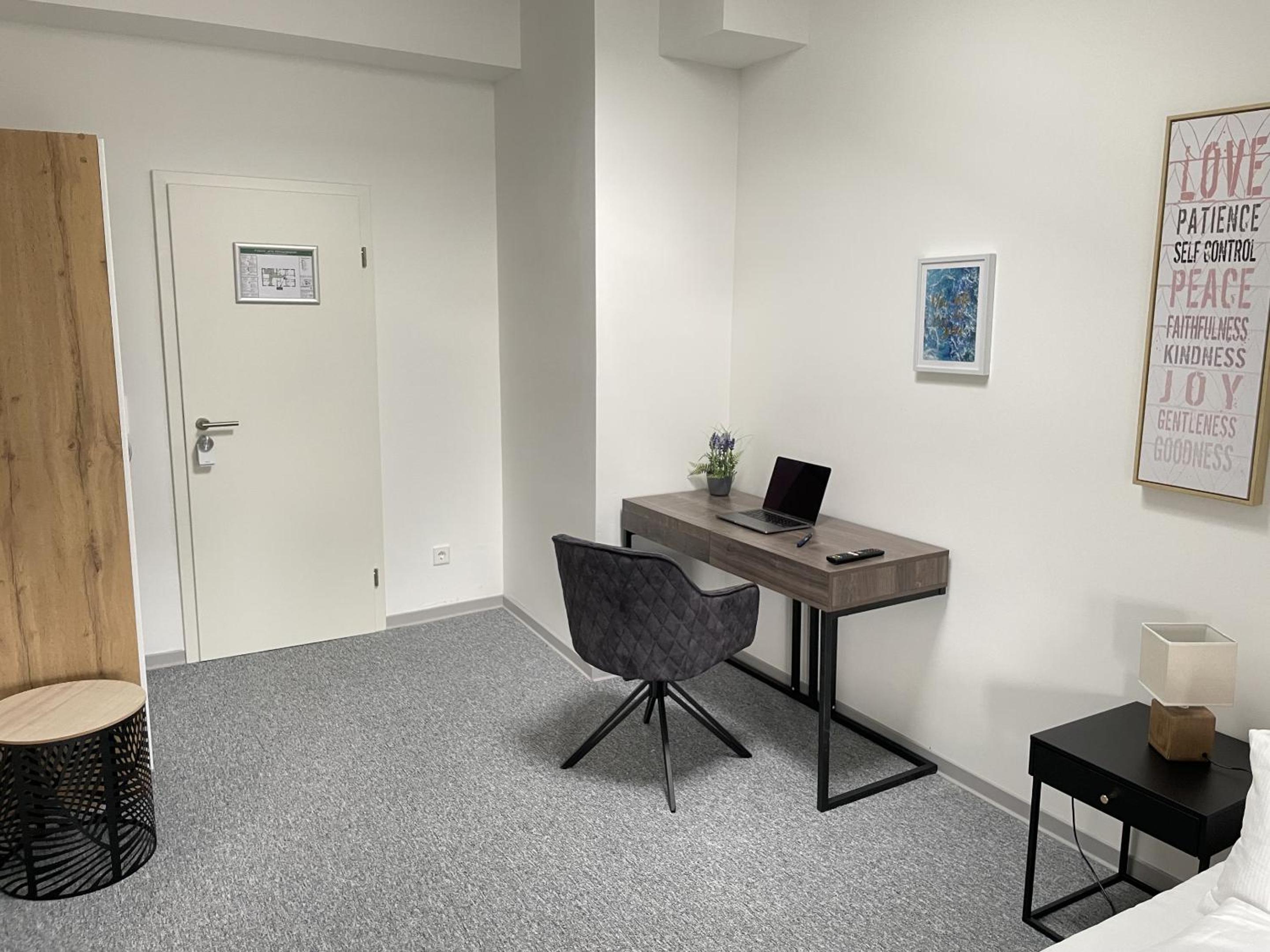 Business Single Room photo 2