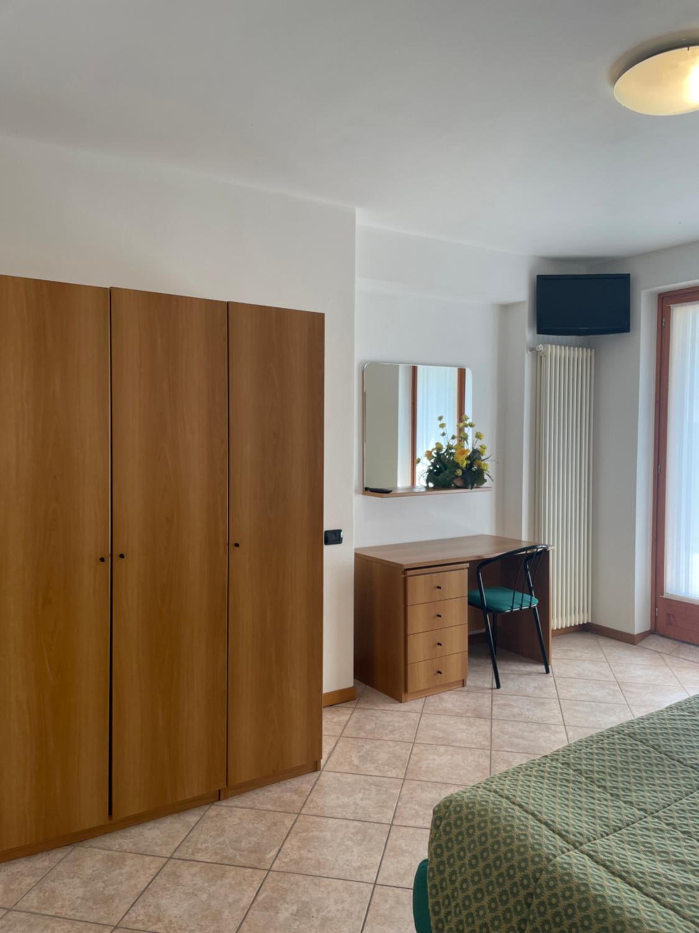Deluxe Triple Room photo 2