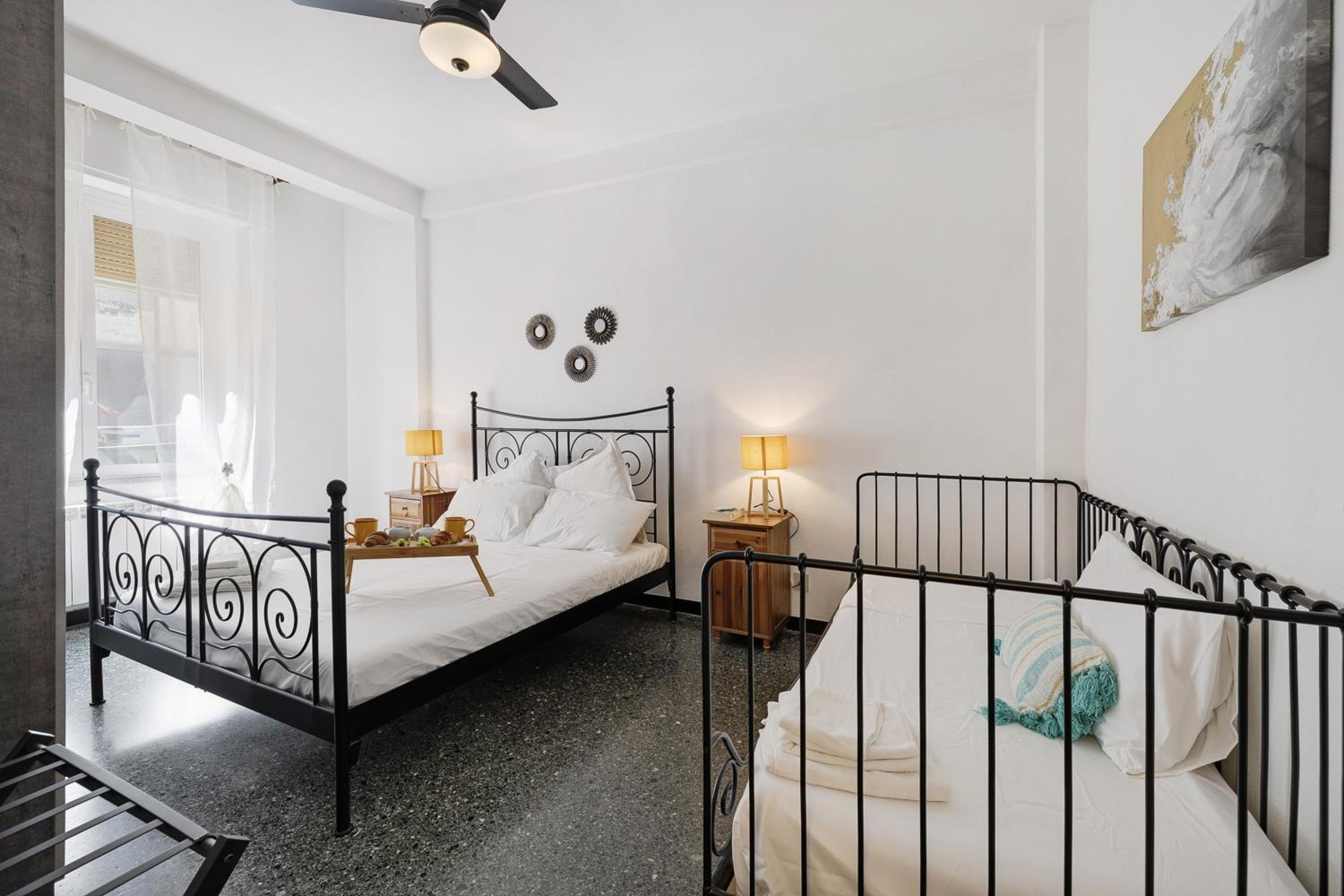 Superior One-Bedroom Apartment