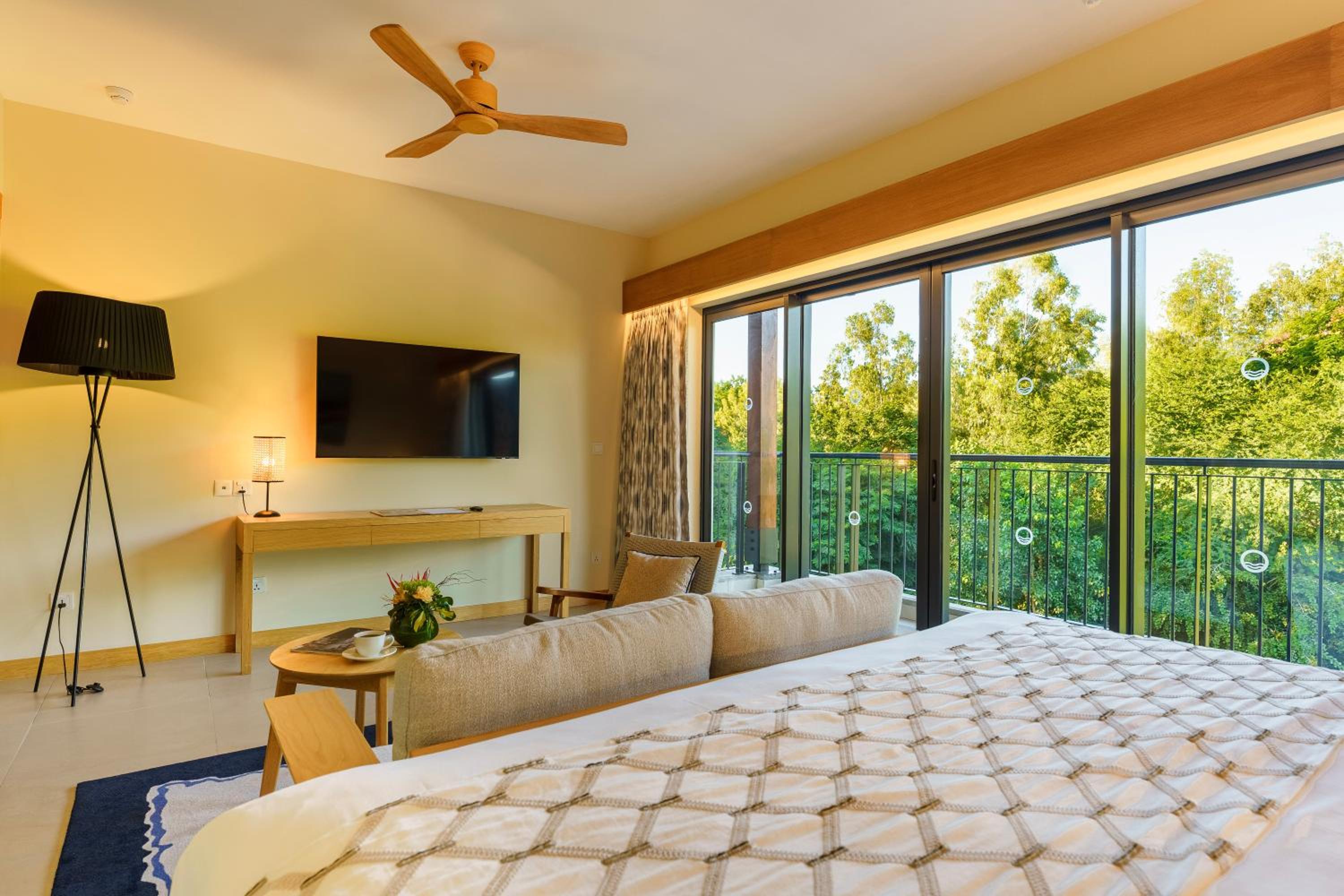  Superior Room Forest View - Photo 4