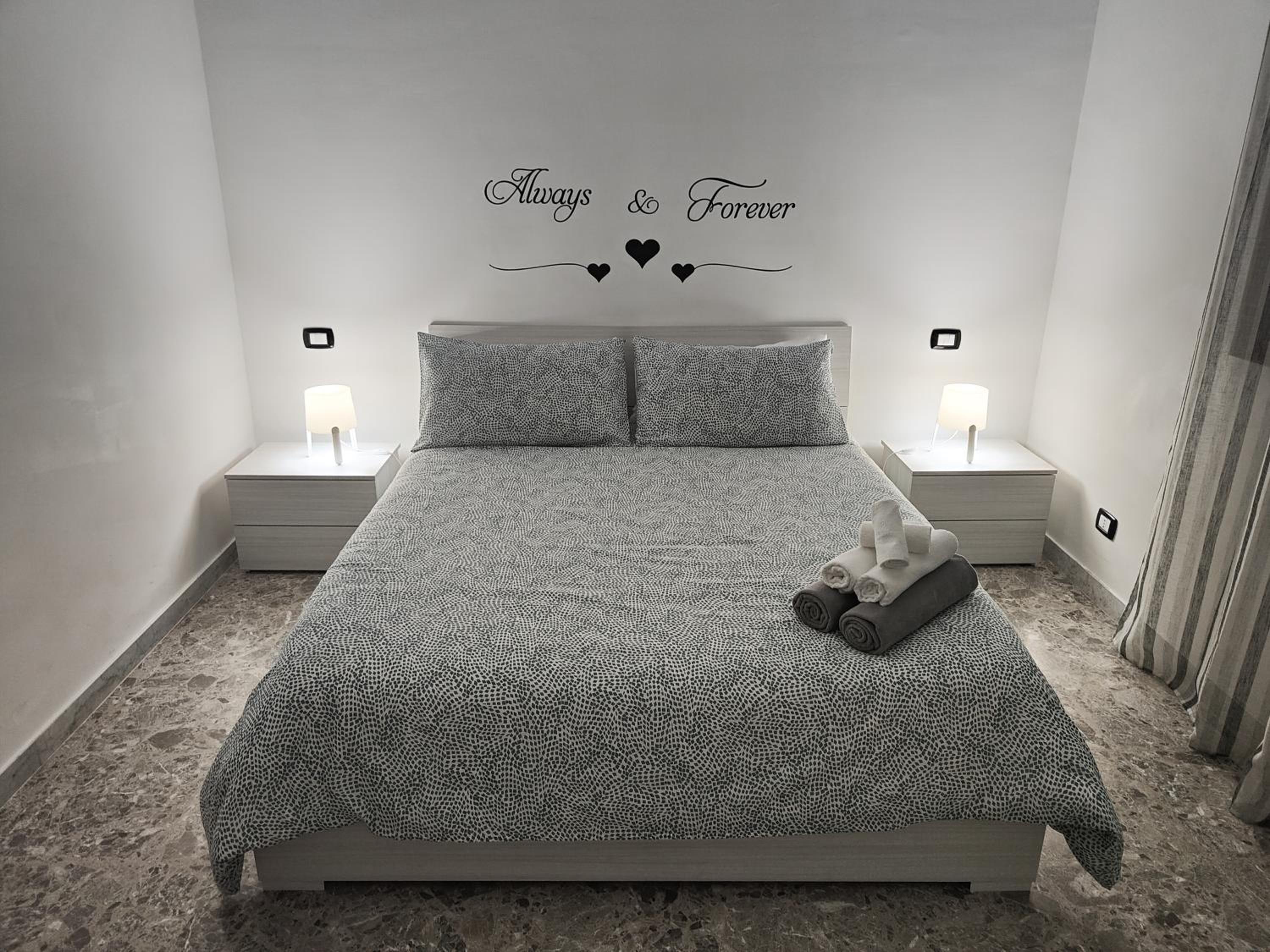 Double Room with Private Bathroom - Photo 1