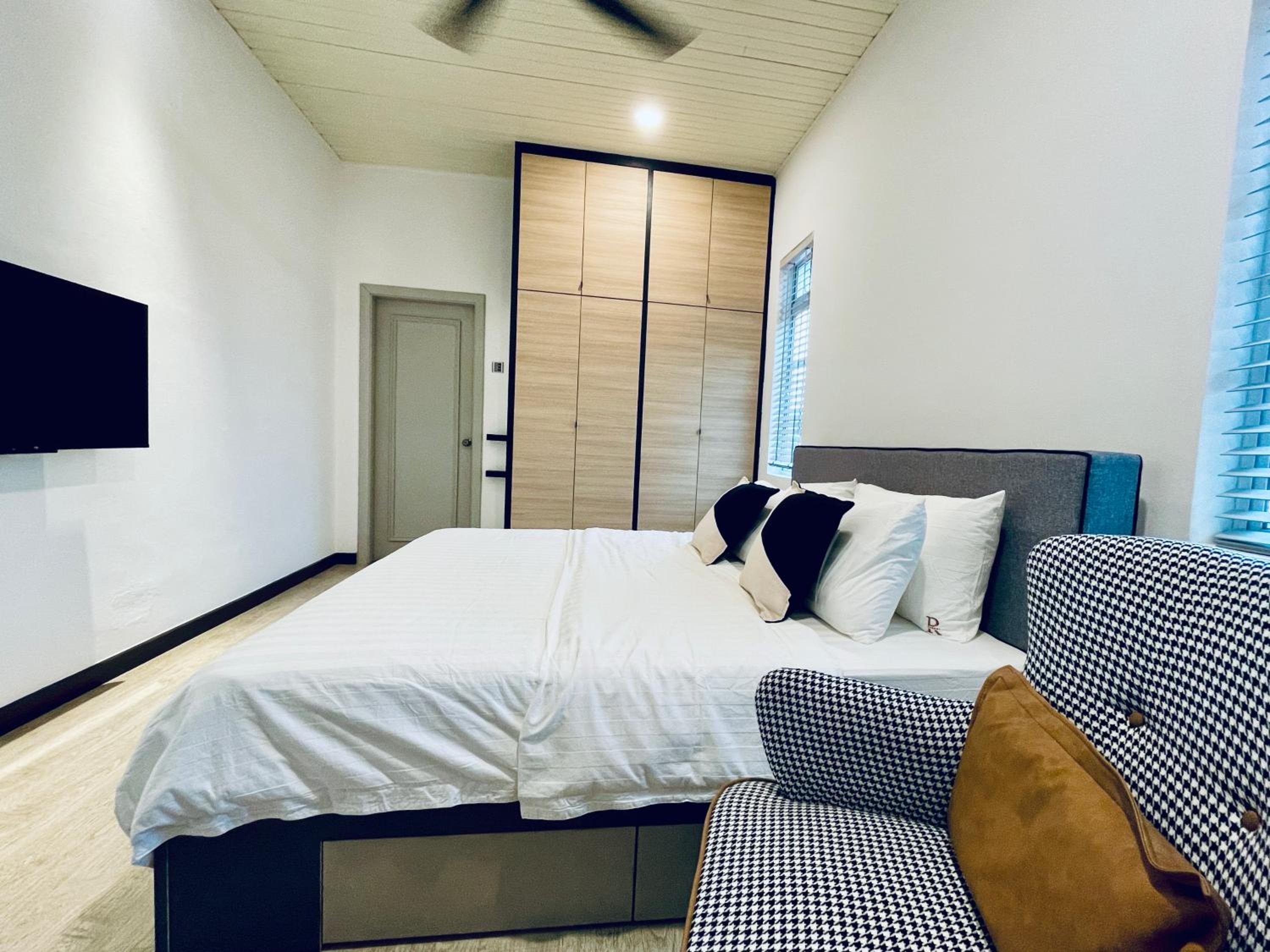 King Room