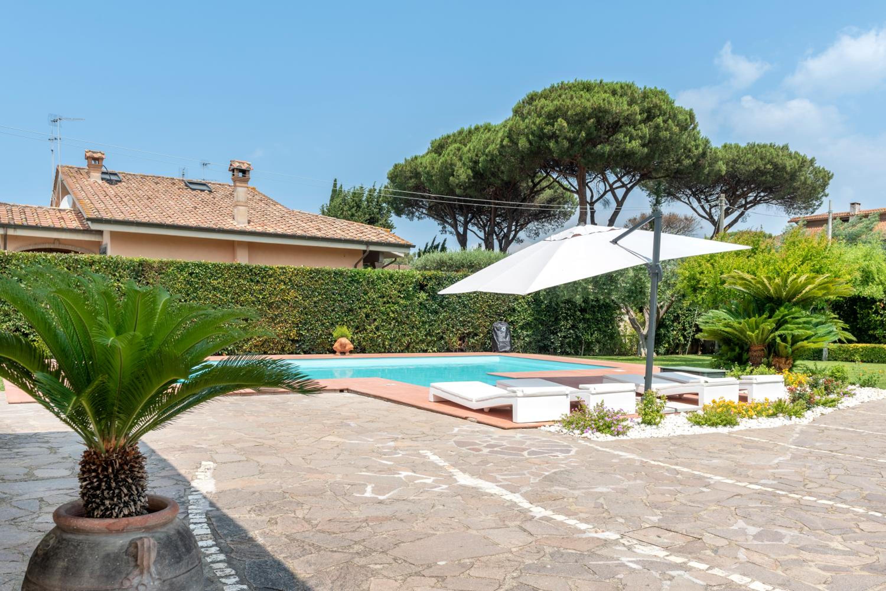 Two-Bedroom Villa - Photo 45