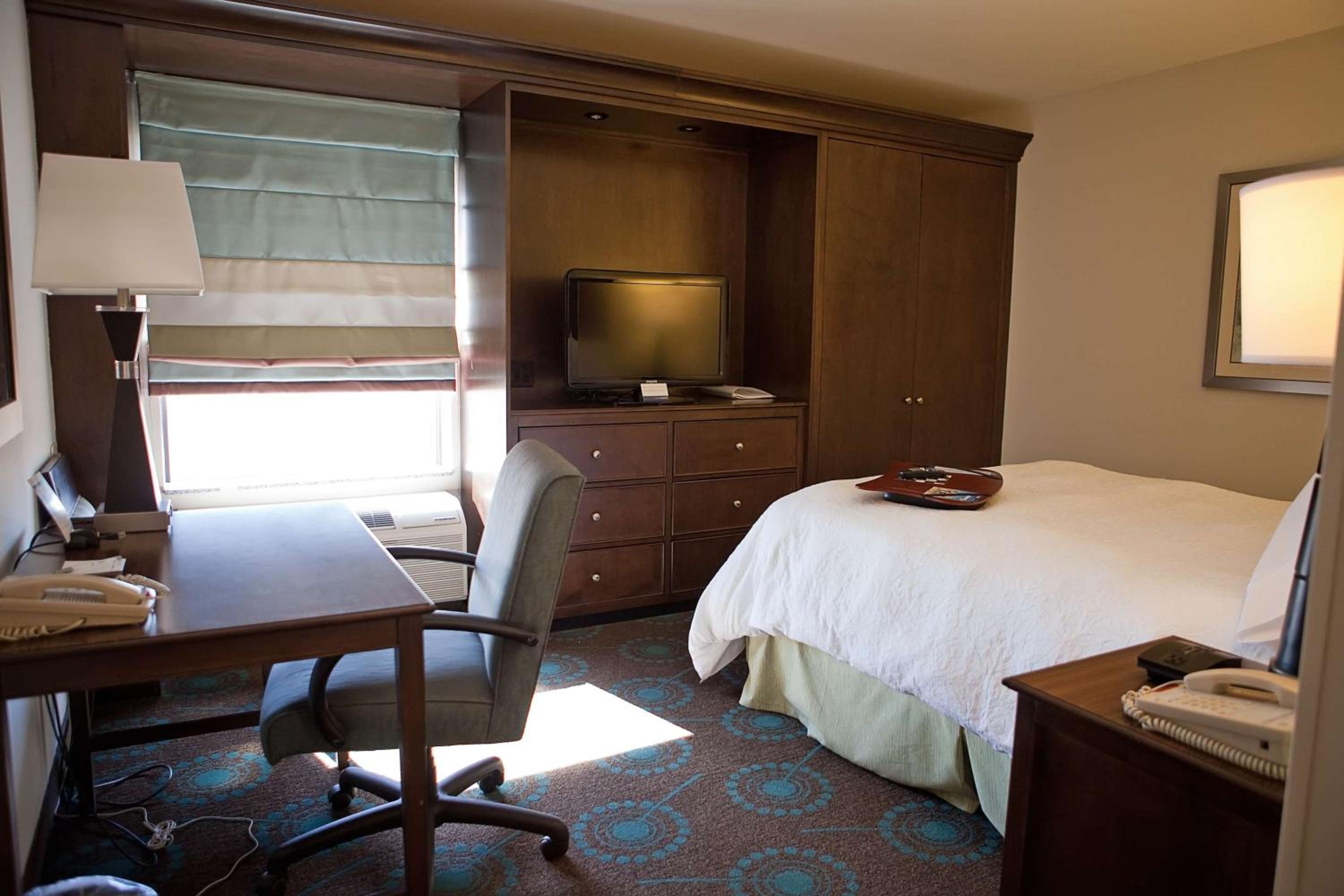 Queen Room - Photo 2
