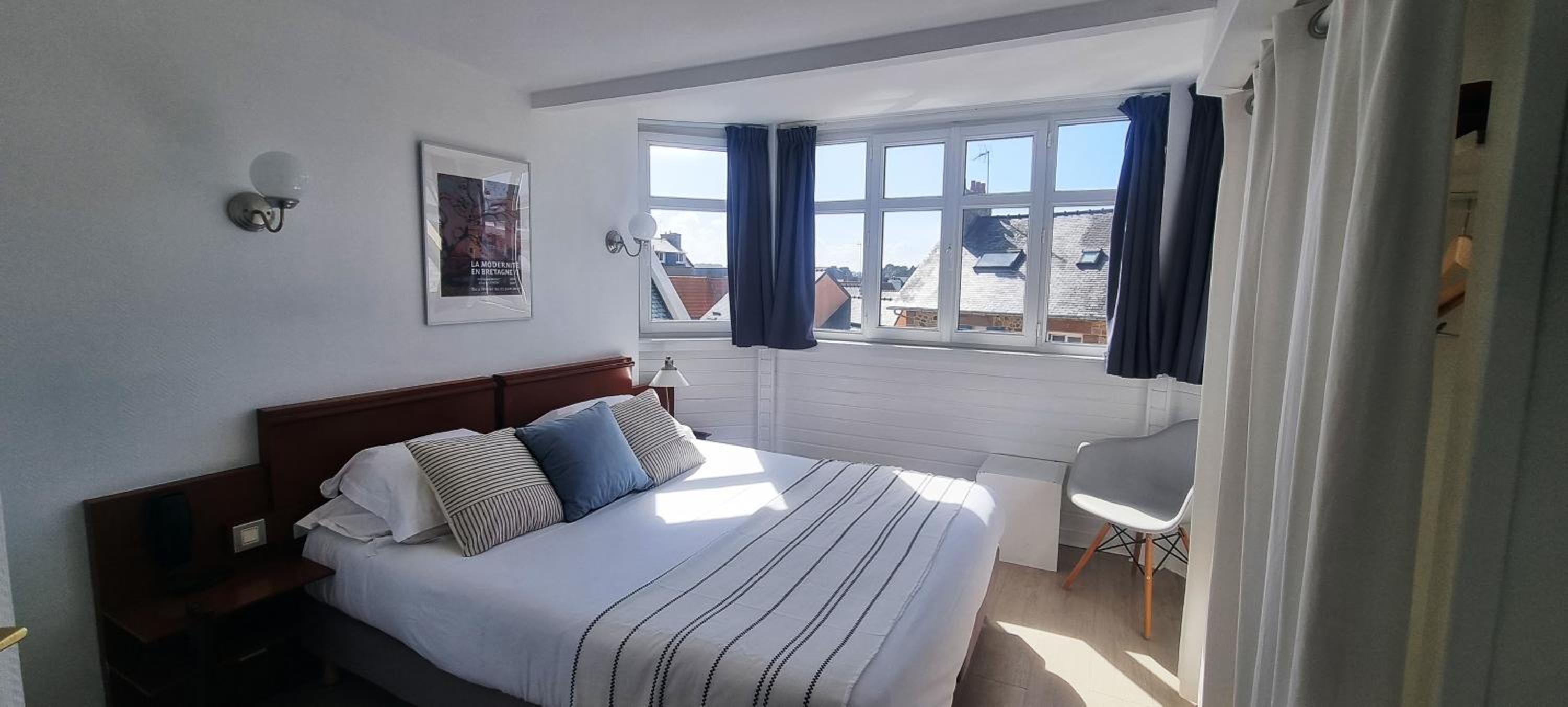 Superior Double or Twin Room with Village View - Photo 3