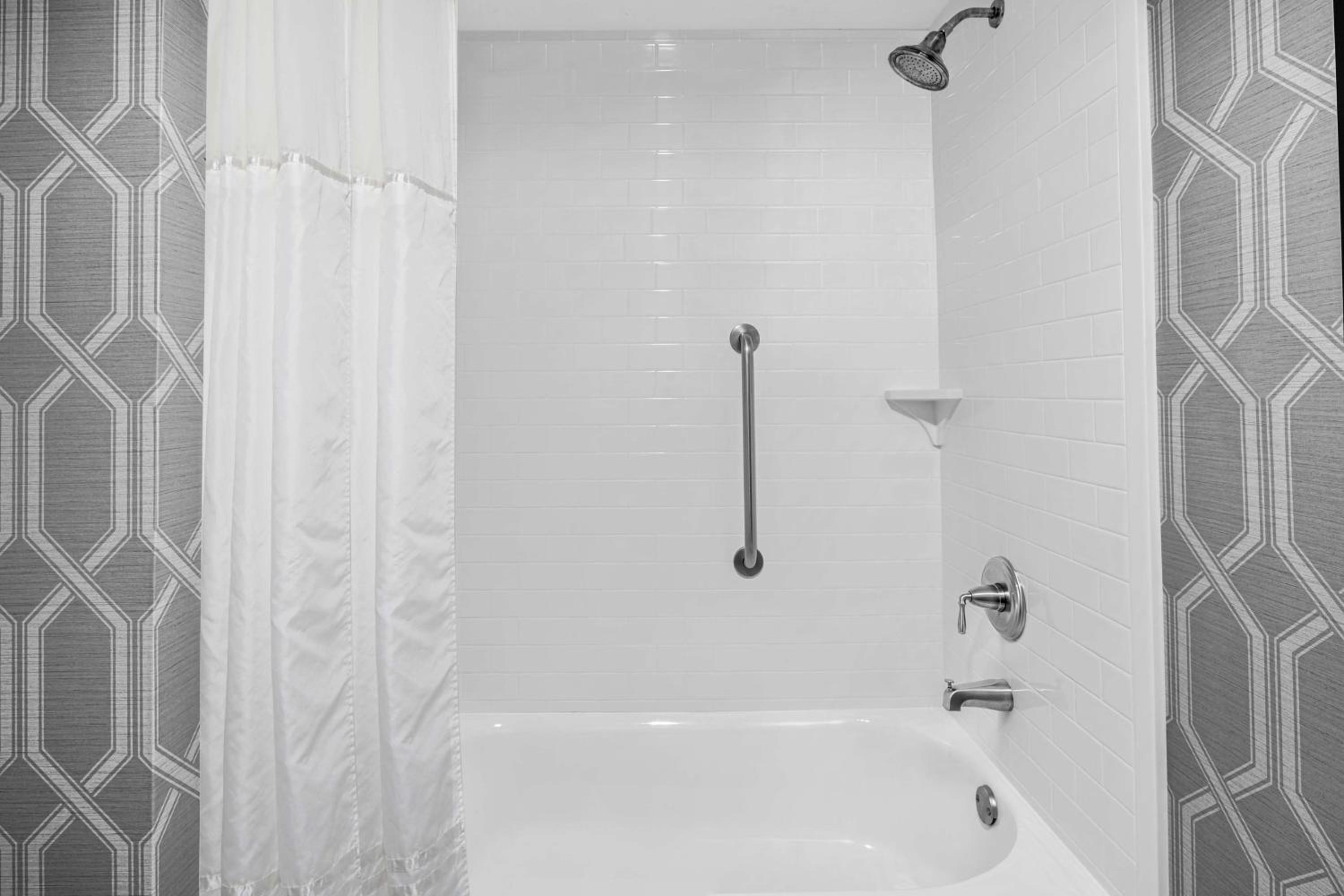 King Studio Suite - Non-Smoking - Photo 6