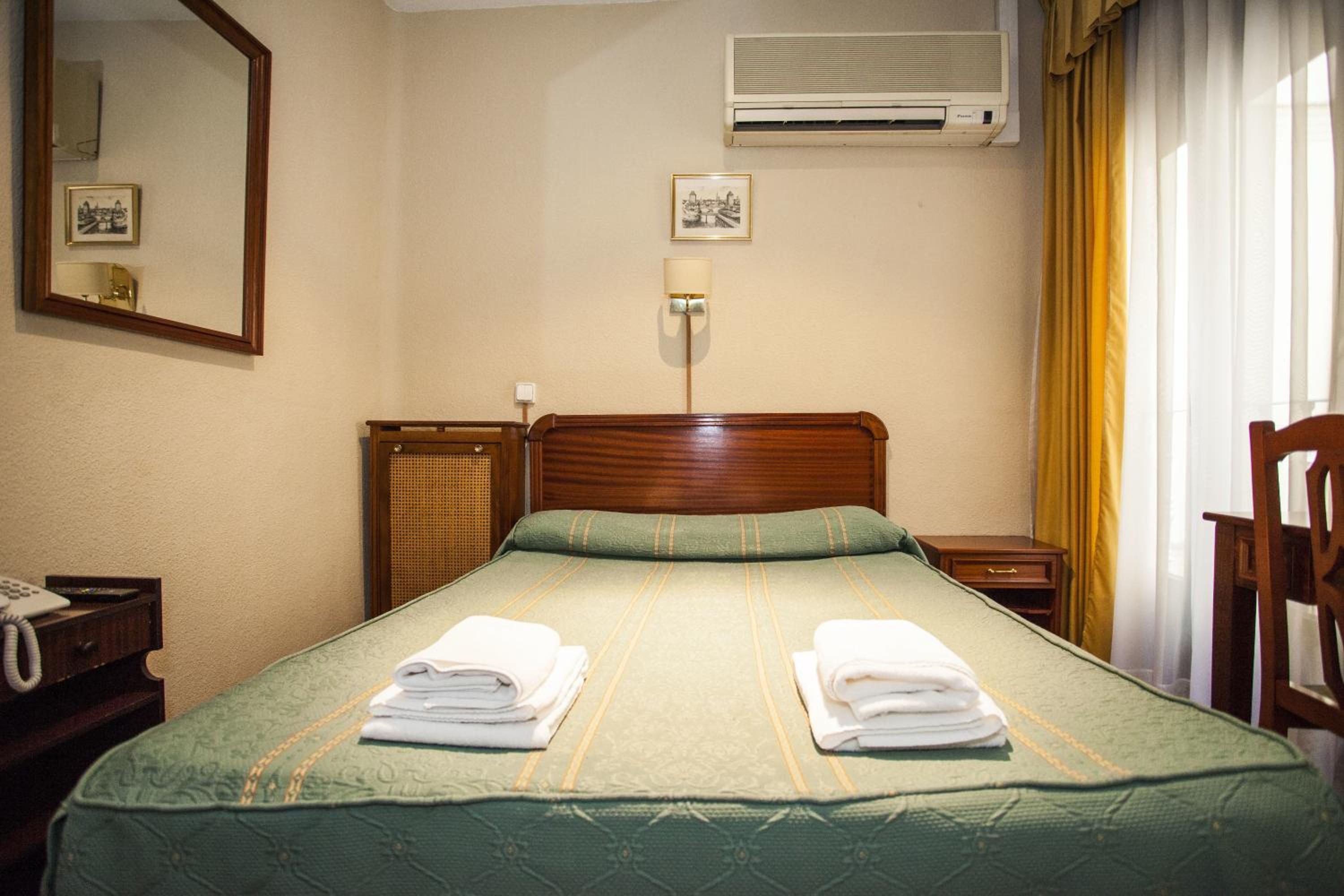 Double Room - Photo 1