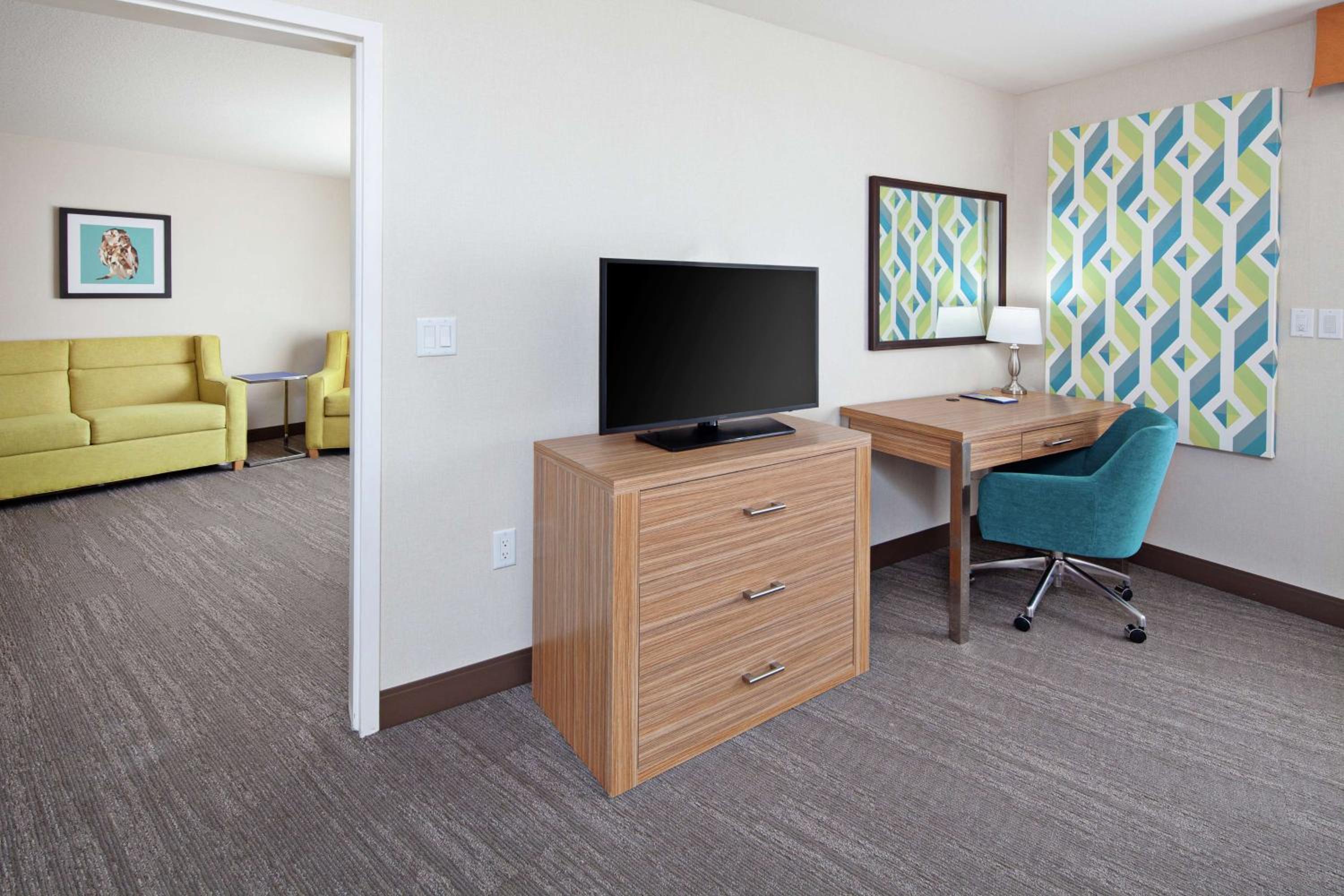 King Studio Suite - Non-Smoking - Photo 6