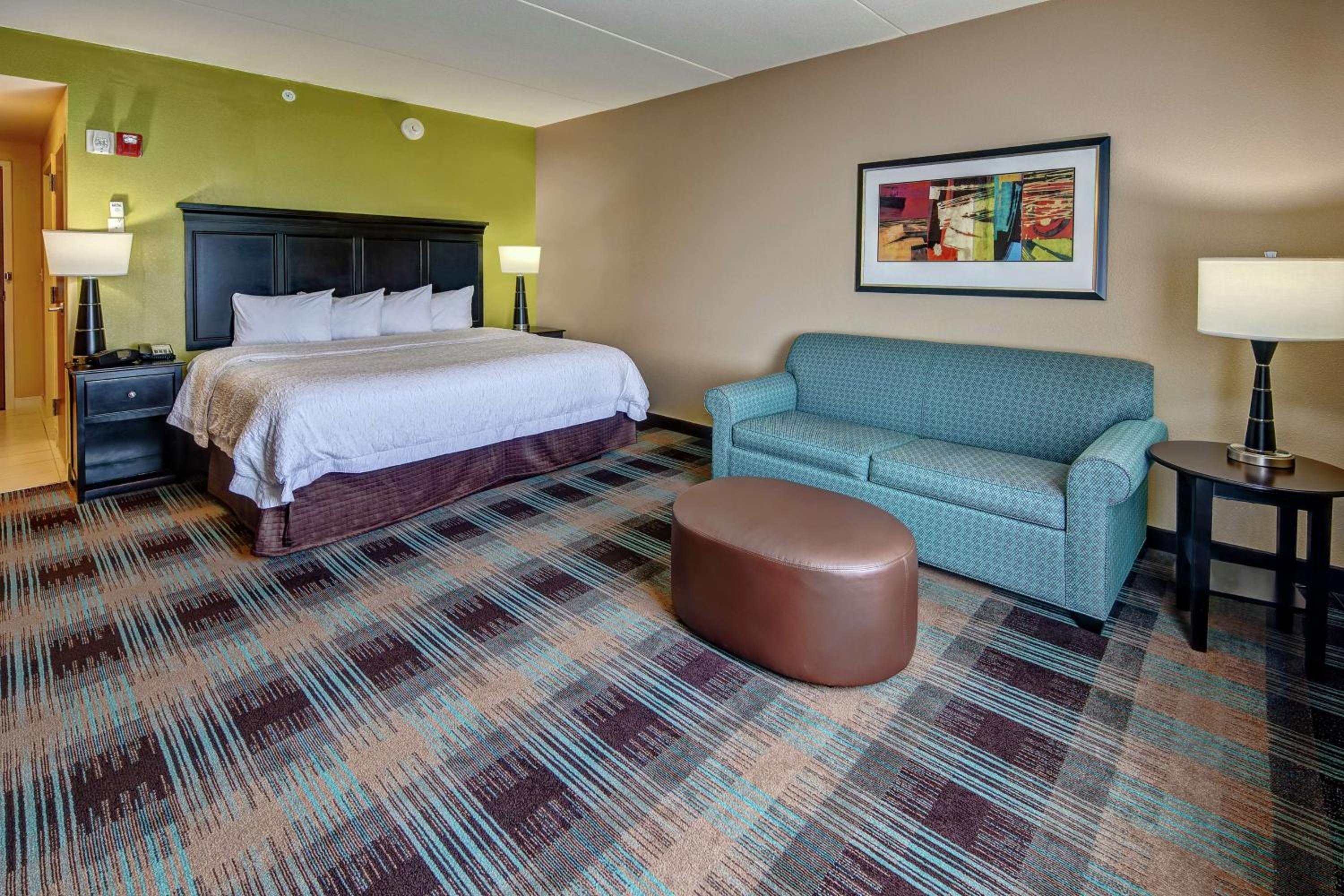 King Room - Hearing Access/Non-Smoking