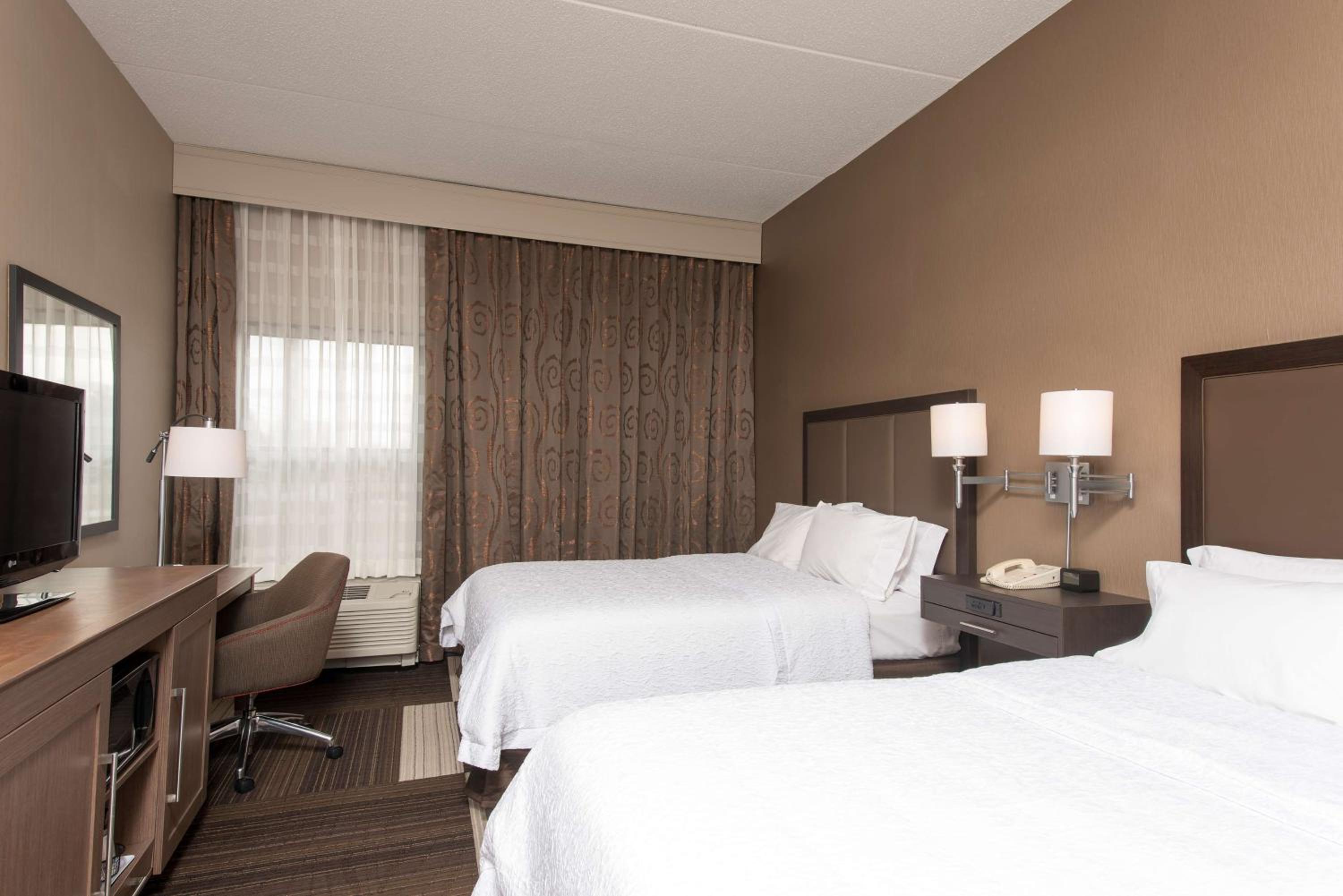 Room with Two Queen Beds - Non-Smoking - Photo 1