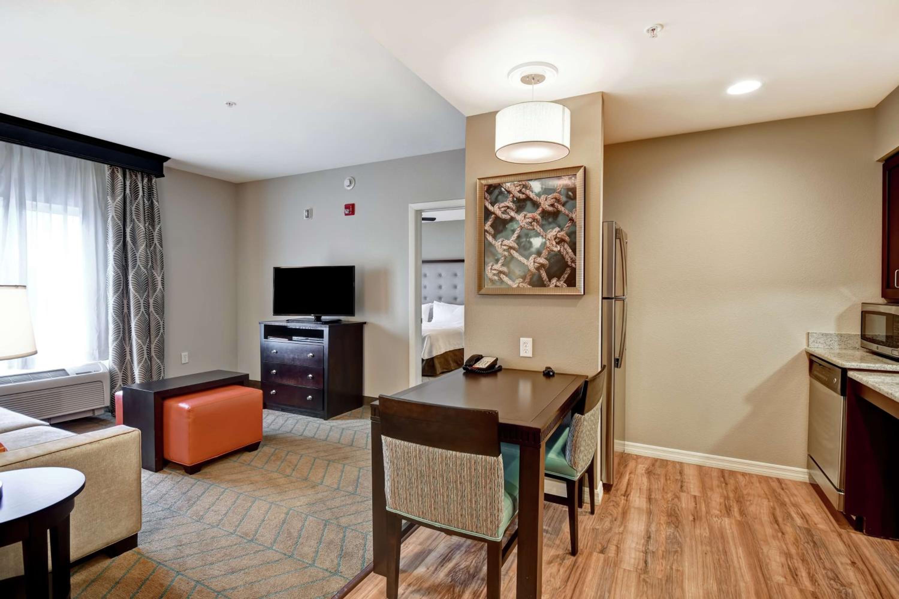 Suite with Two Queen Beds and Roll-In Shower - Mobility and Hearing Access/Non-Smoking - Photo 1
