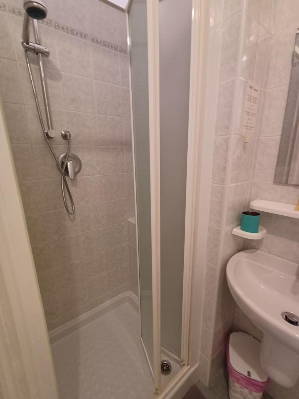 Double Room with Balcony photo 3