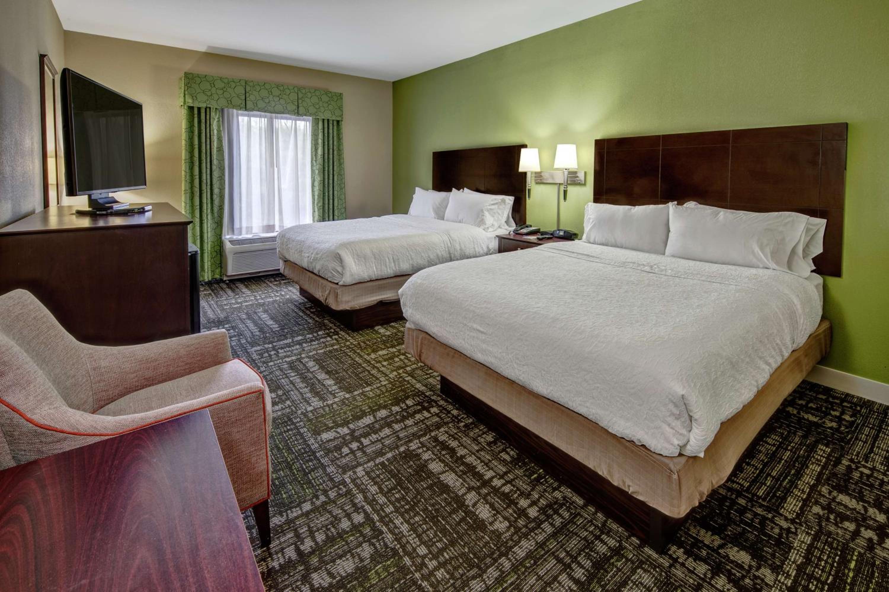 Room with Two Queen Beds - Non-Smoking