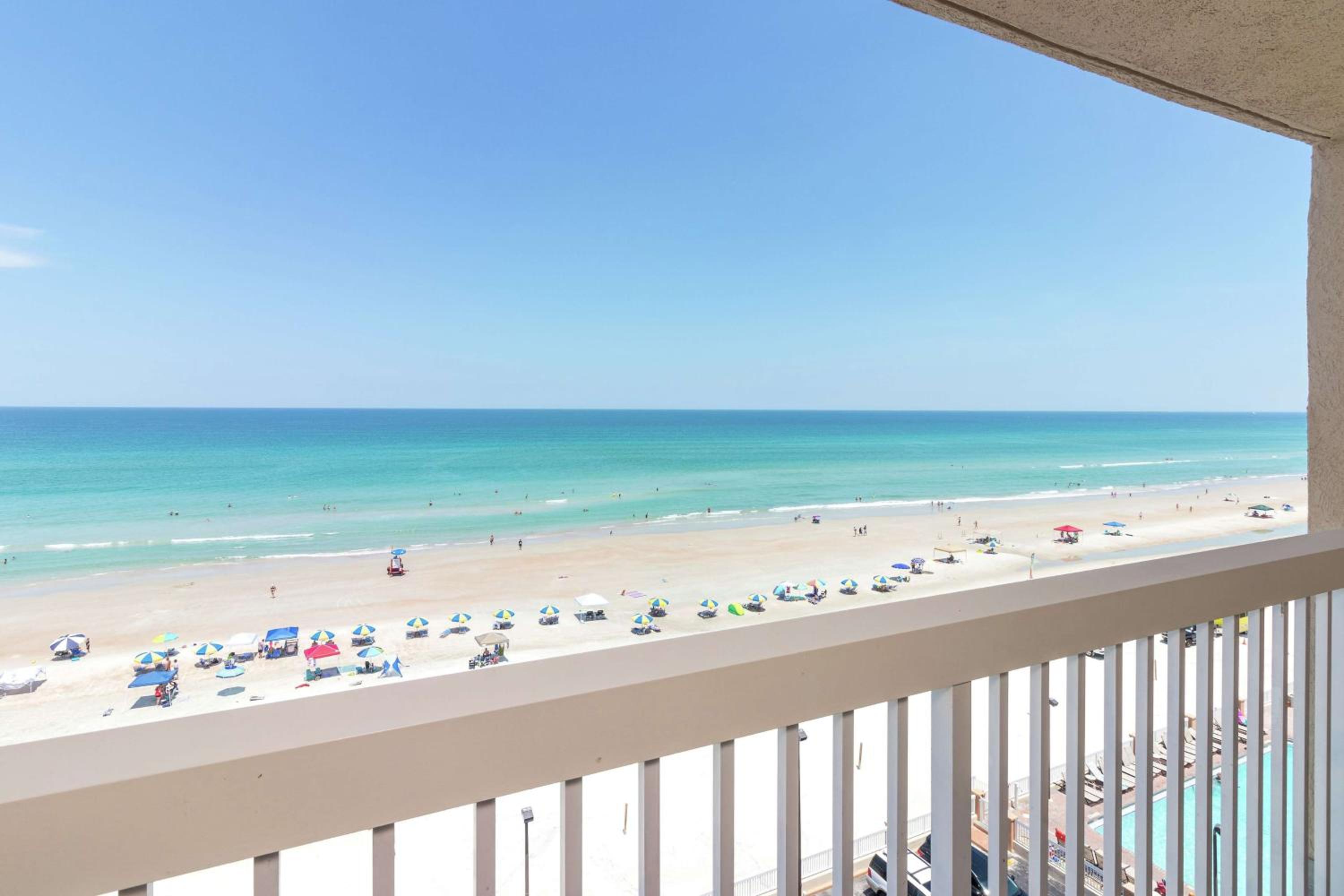 Oceanfront King Accessible with Tub - Photo 2