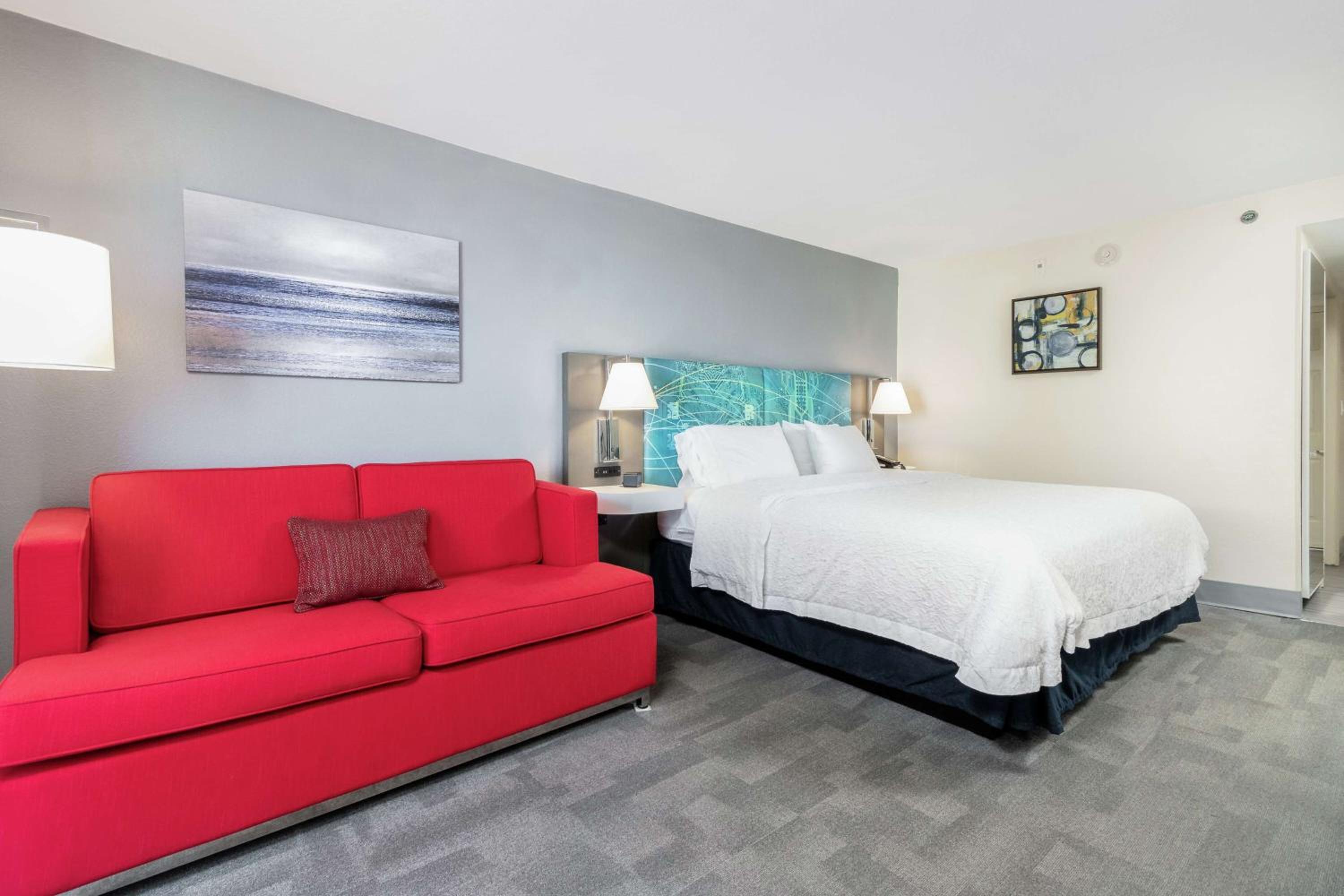 Oceanfront King Room - Photo 1