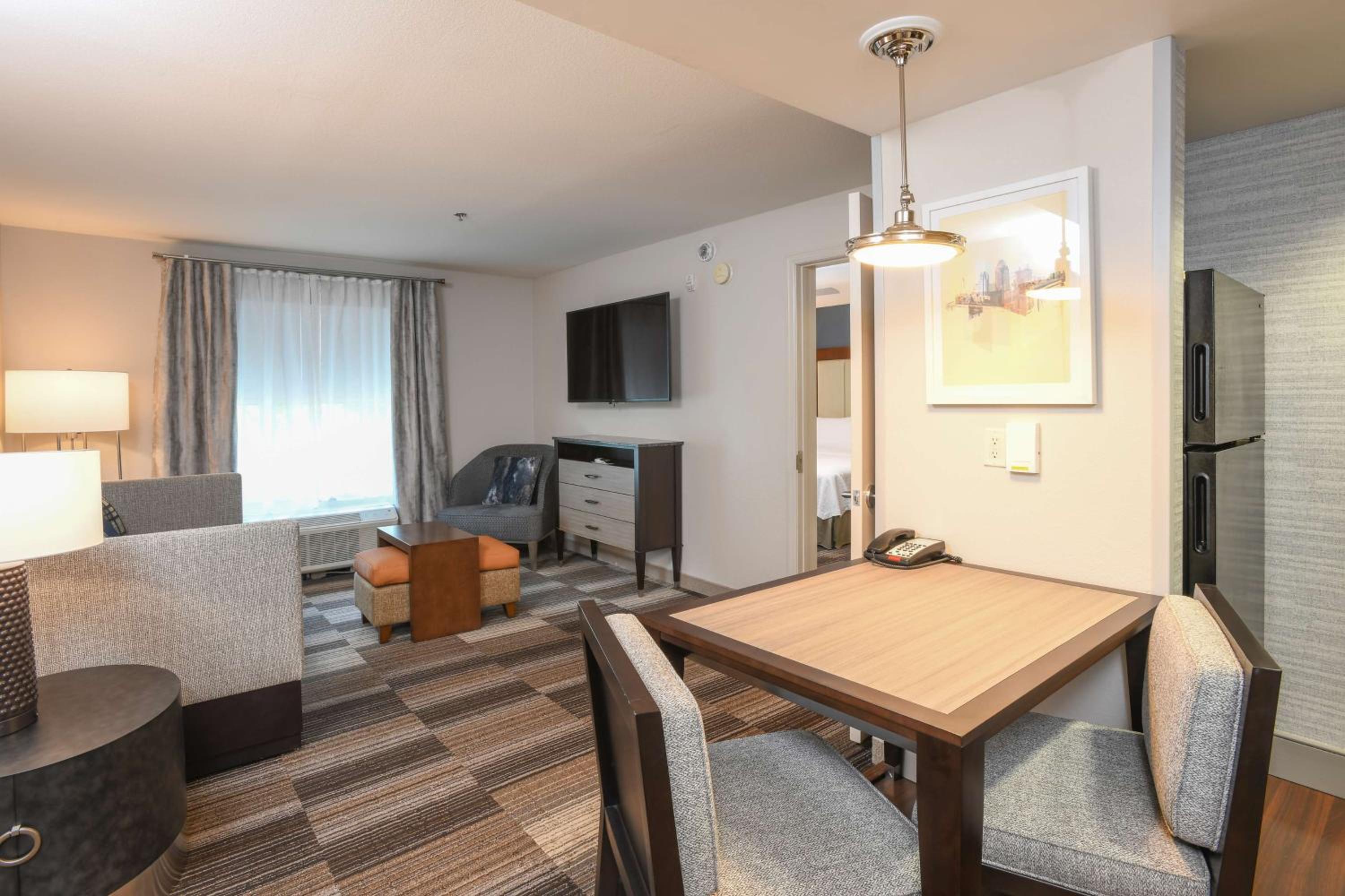 One-Bedroom King Suite - Photo 3