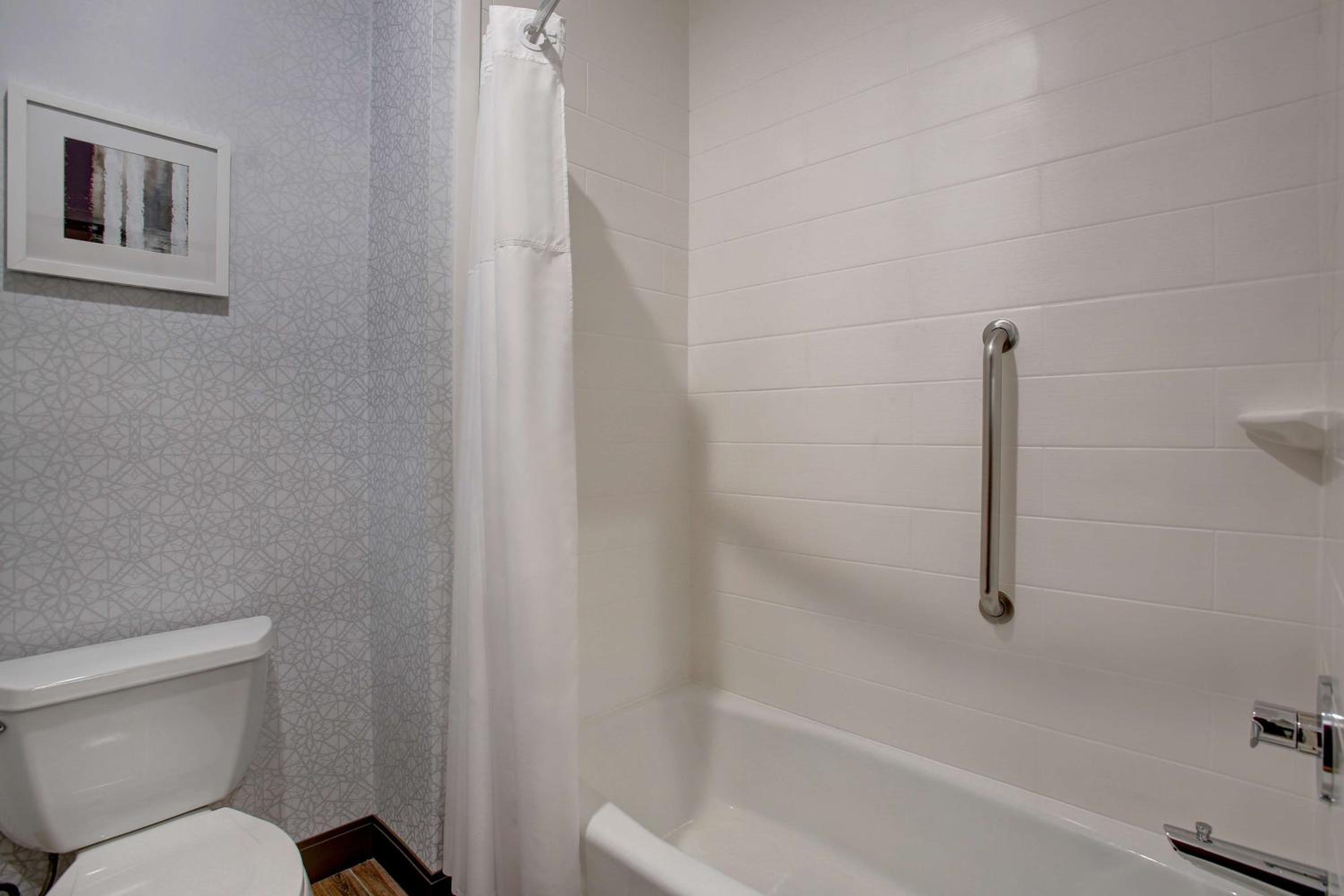 King Studio Suite with Sofa Bed - Non-Smoking - Photo 10