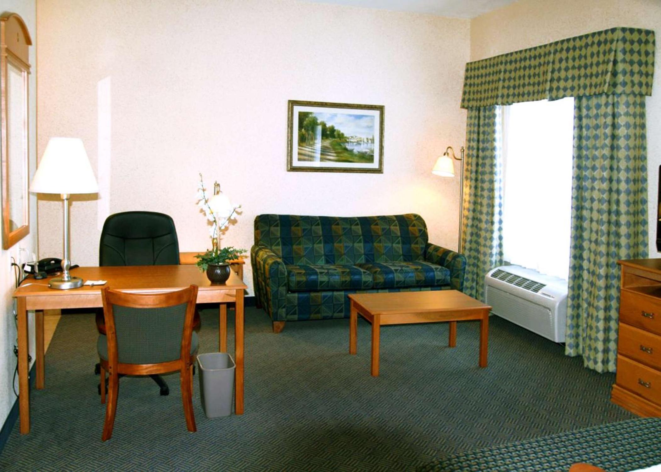 King Studio with Sofa Bed - Non-Smoking - Photo 2