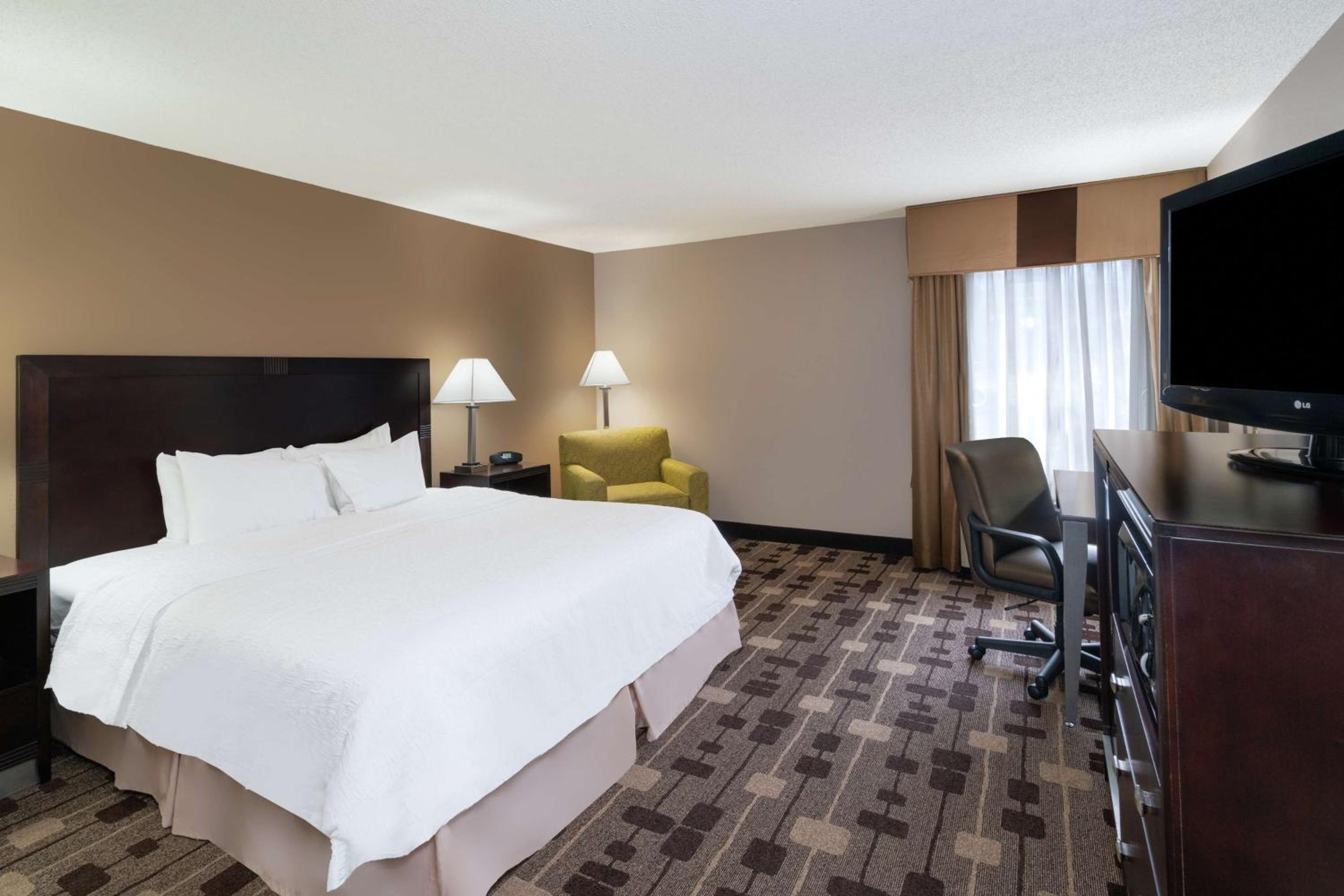 King Room - Mobility Access/Non-Smoking - Photo 2