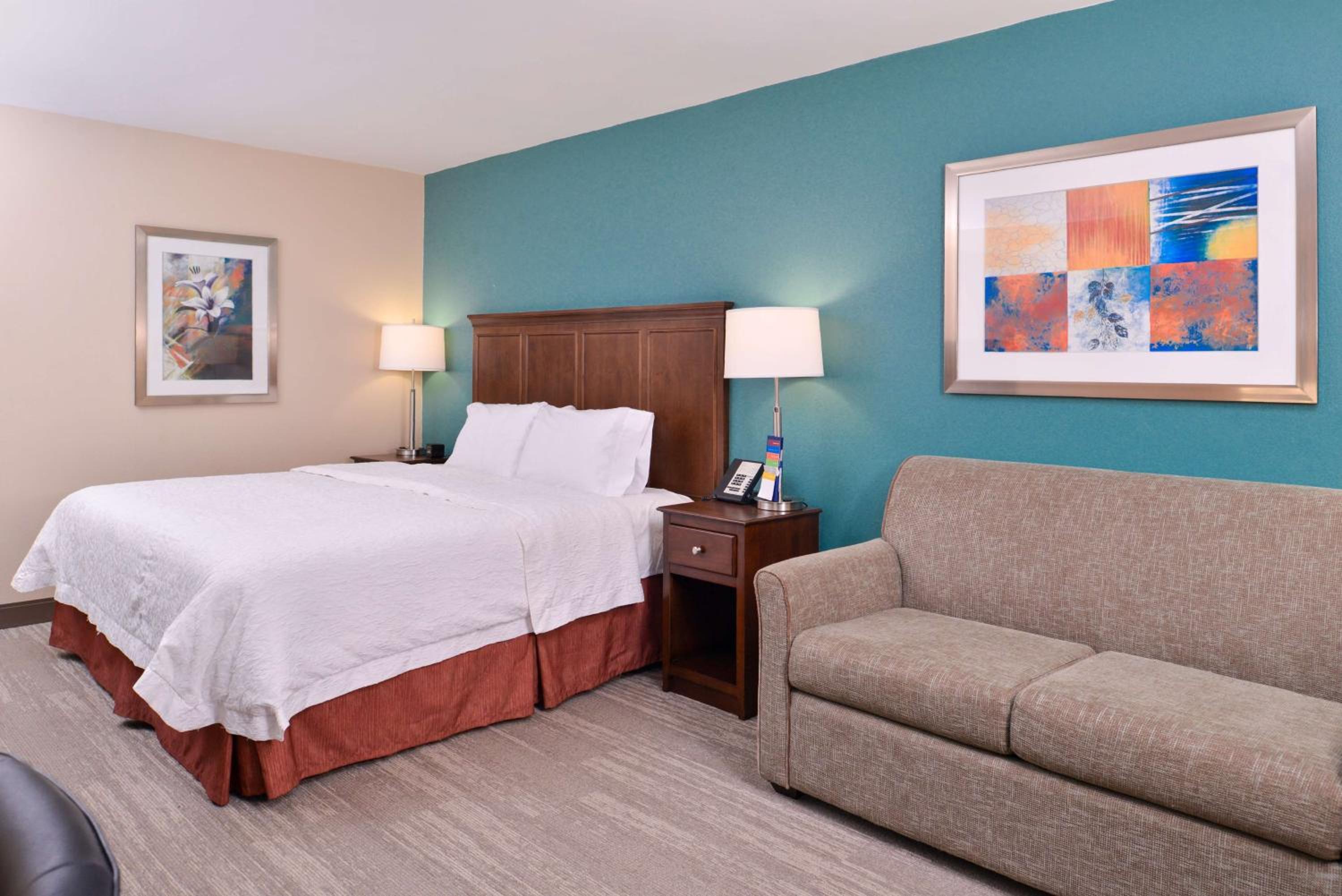 Executive King Room With Sofa Bed - Non-Smoking