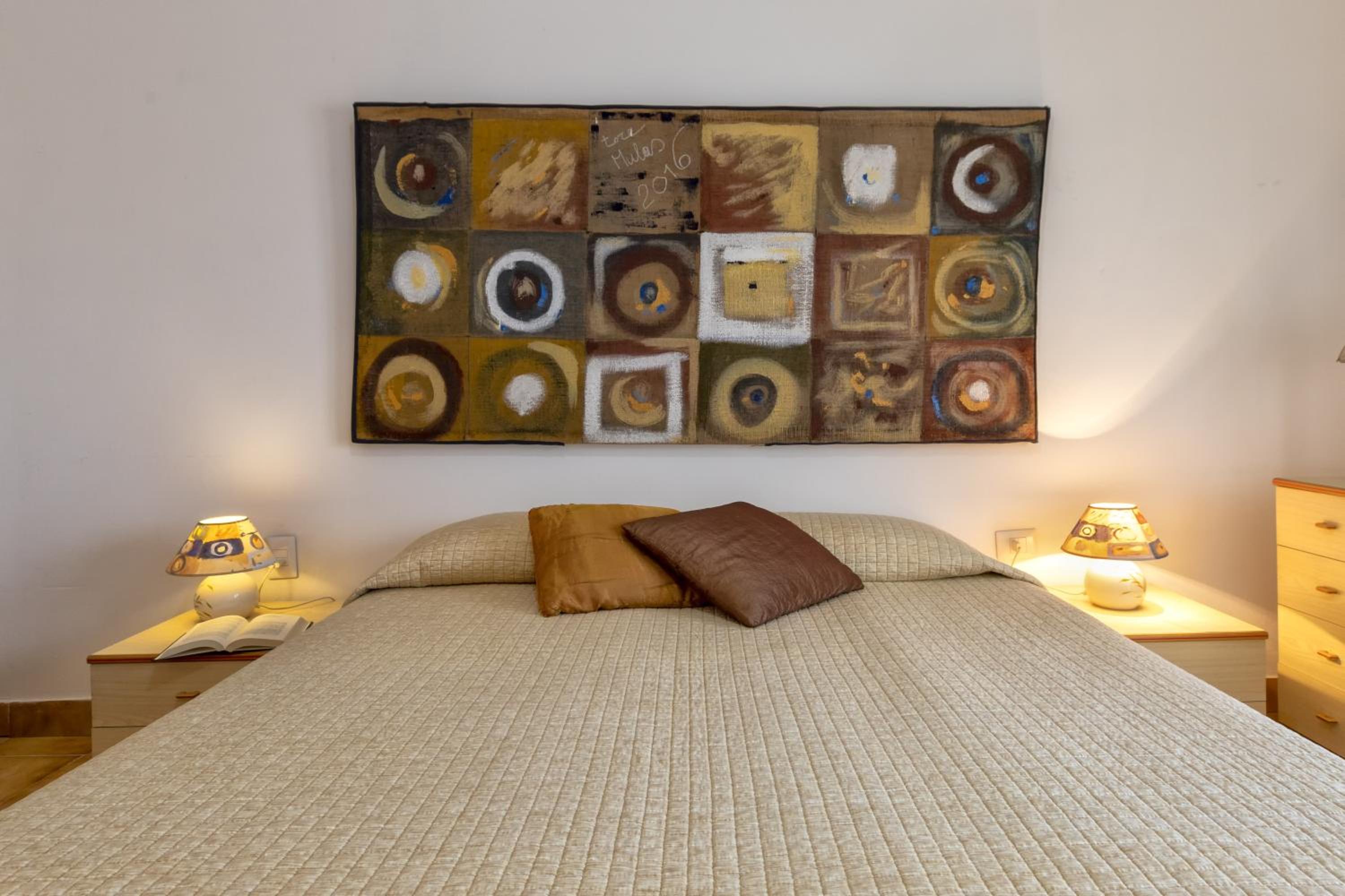 Villa photo 2