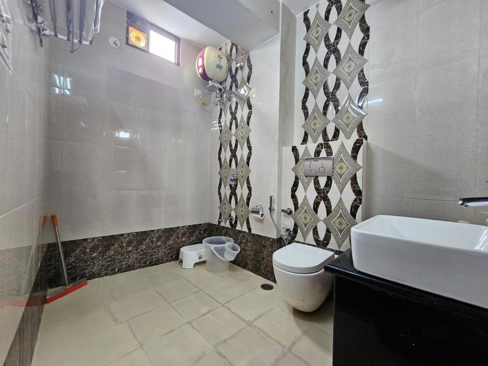 Deluxe Twin Room - Photo 6