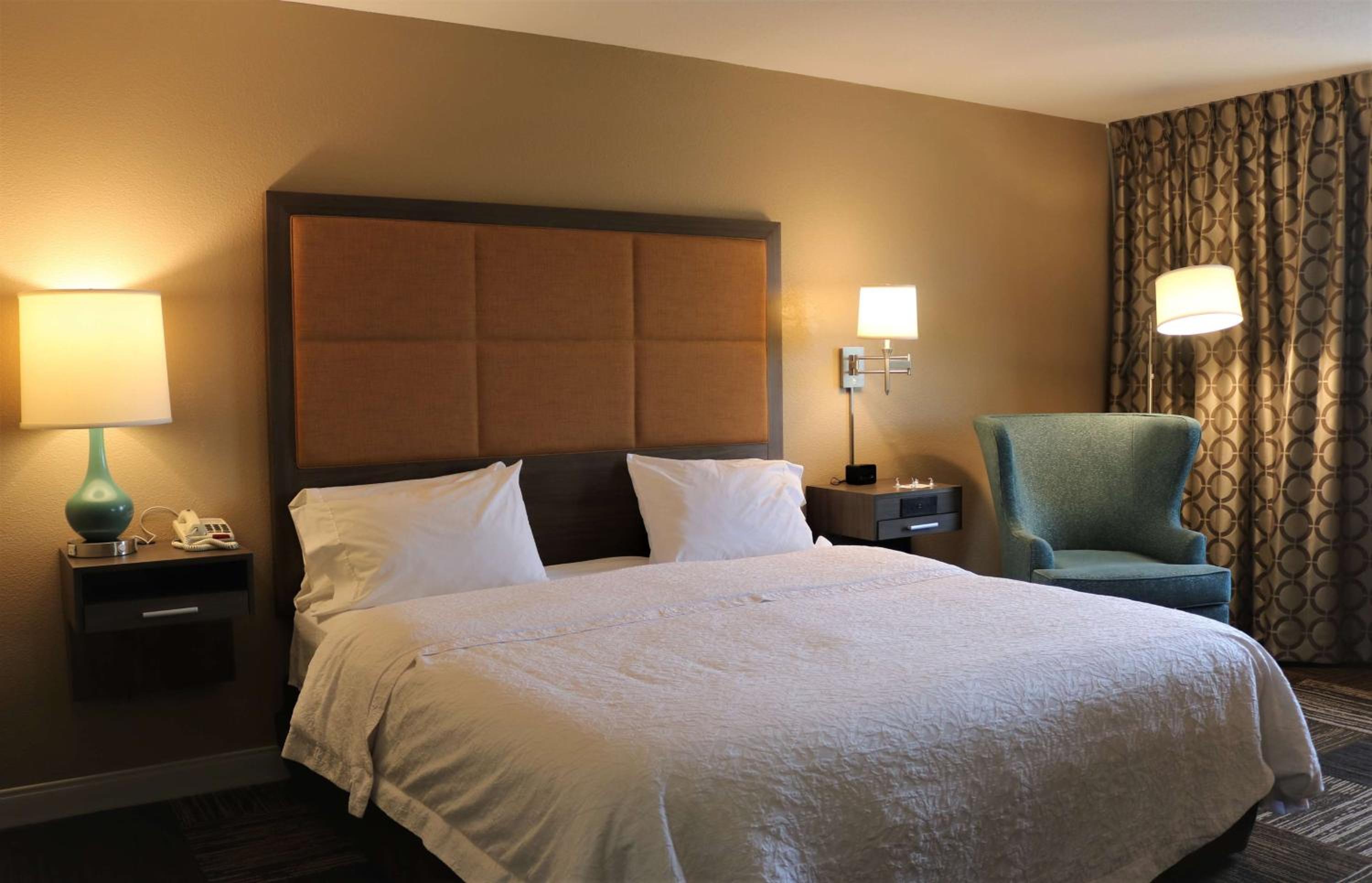 King Room Mobility and Hearing Access/Non-Smoking