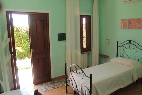 Single Room with Garden View photo 2