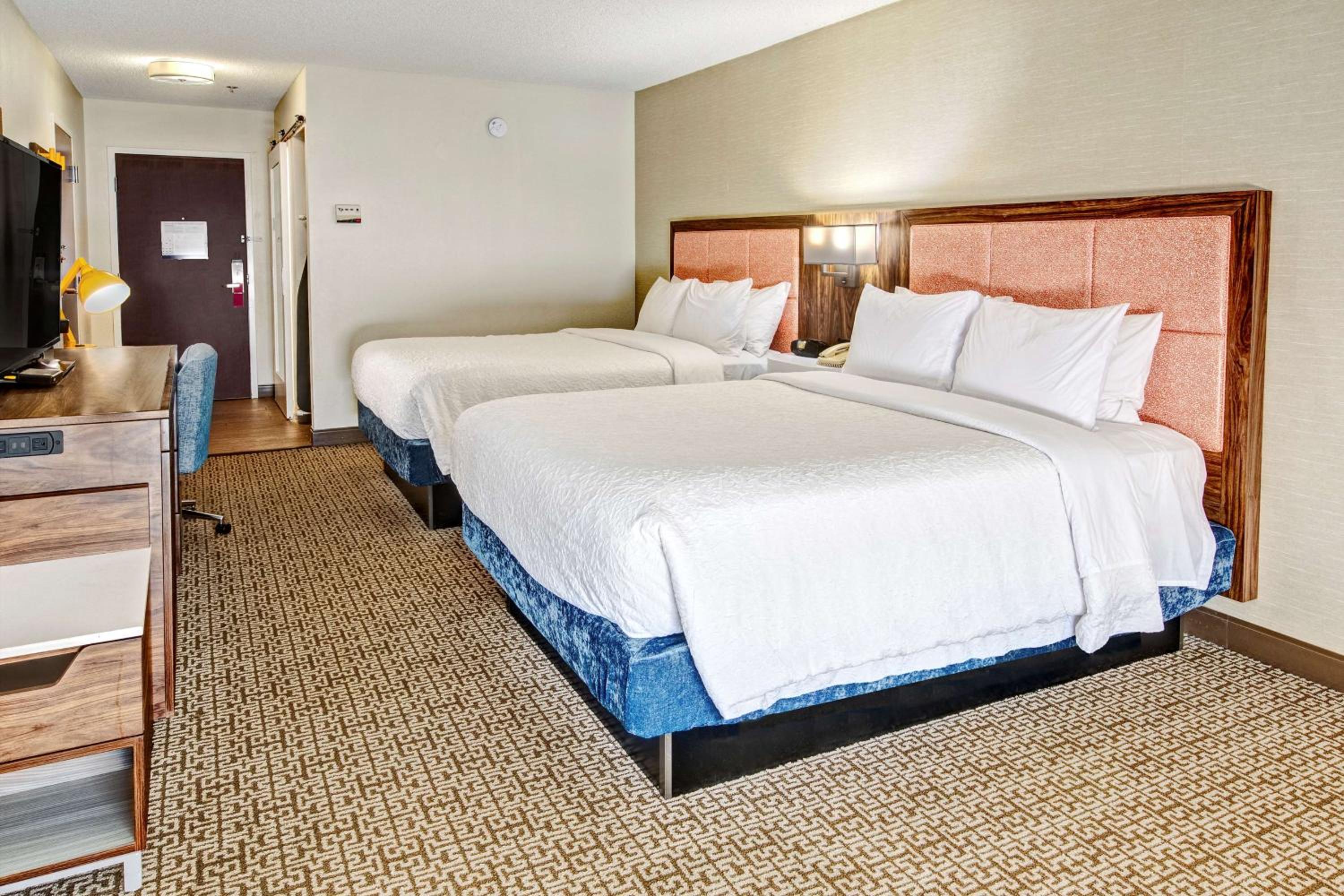 Queen Room with Two Queen Beds - Non-Smoking