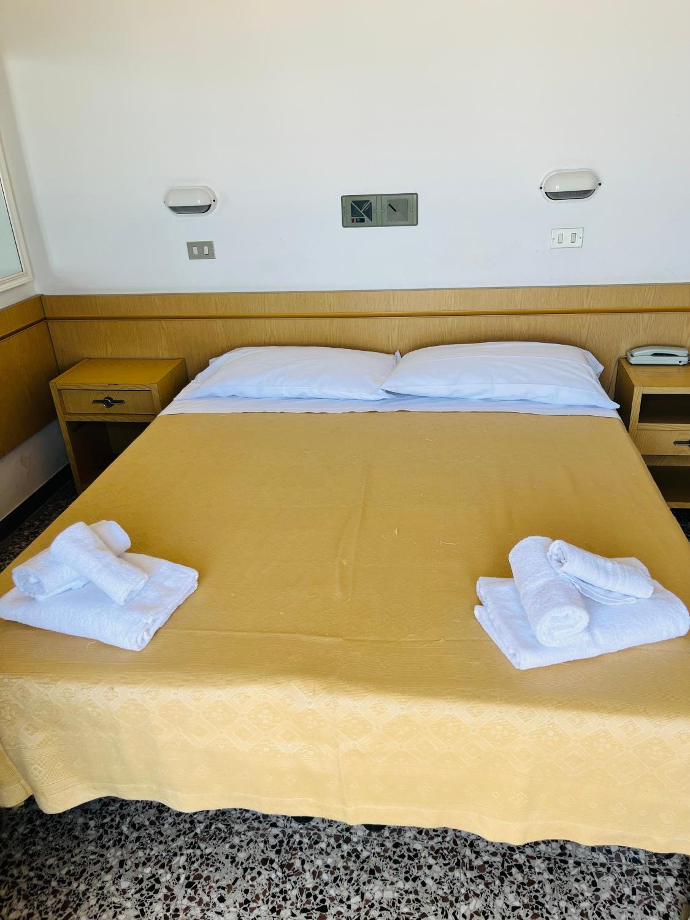Double Room with Balcony and Sea View