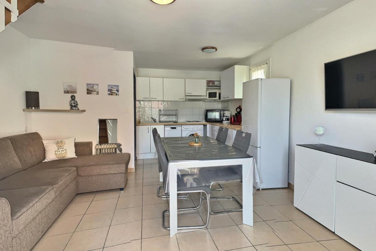Two-Bedroom House photo 2
