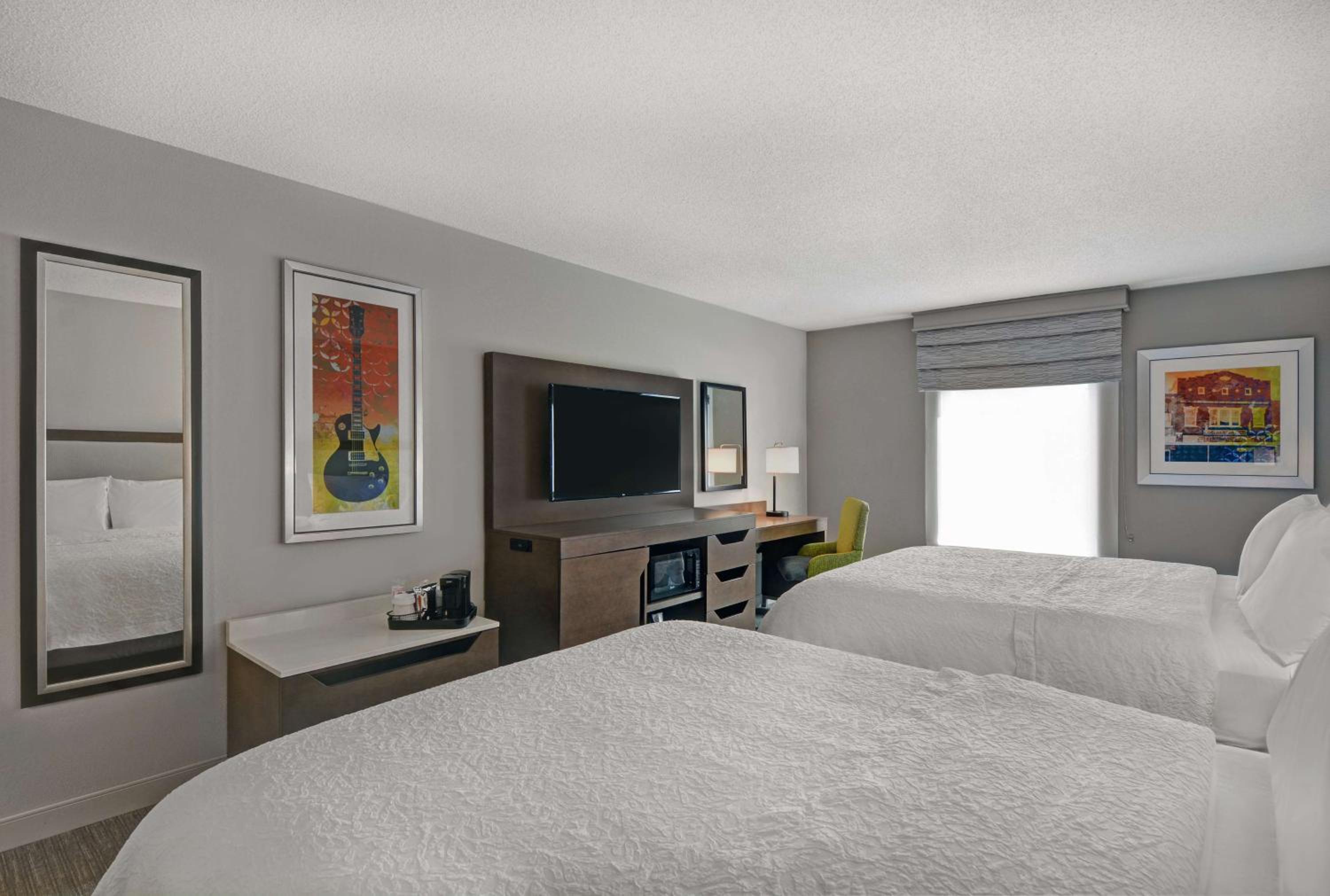 Queen Room with Two Queen Beds - Hearing Access/Non-Smoking - Photo 1