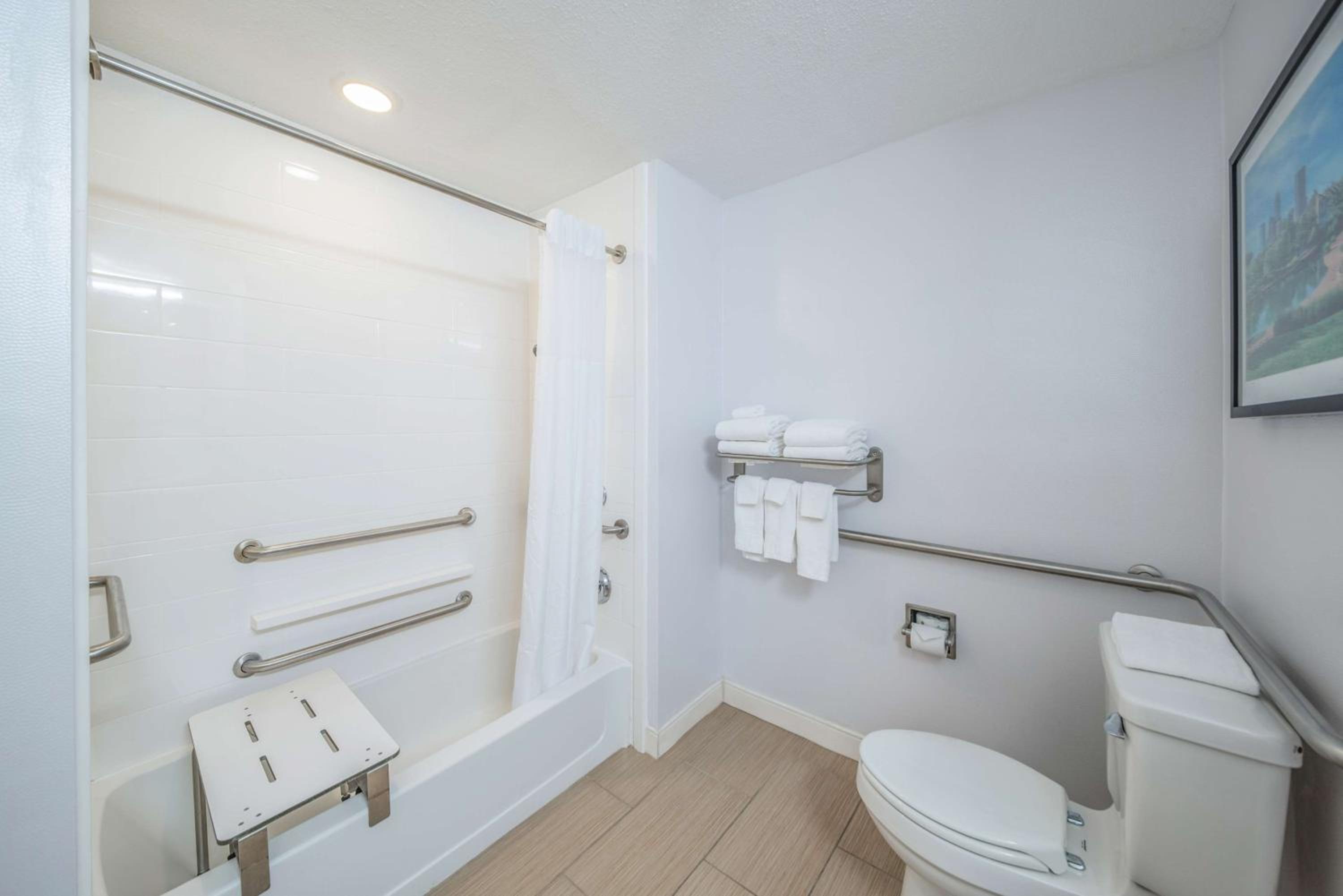 Queen Room with Two Queen Beds - Mobility and Hearing Access/Non-Smoking - Photo 12
