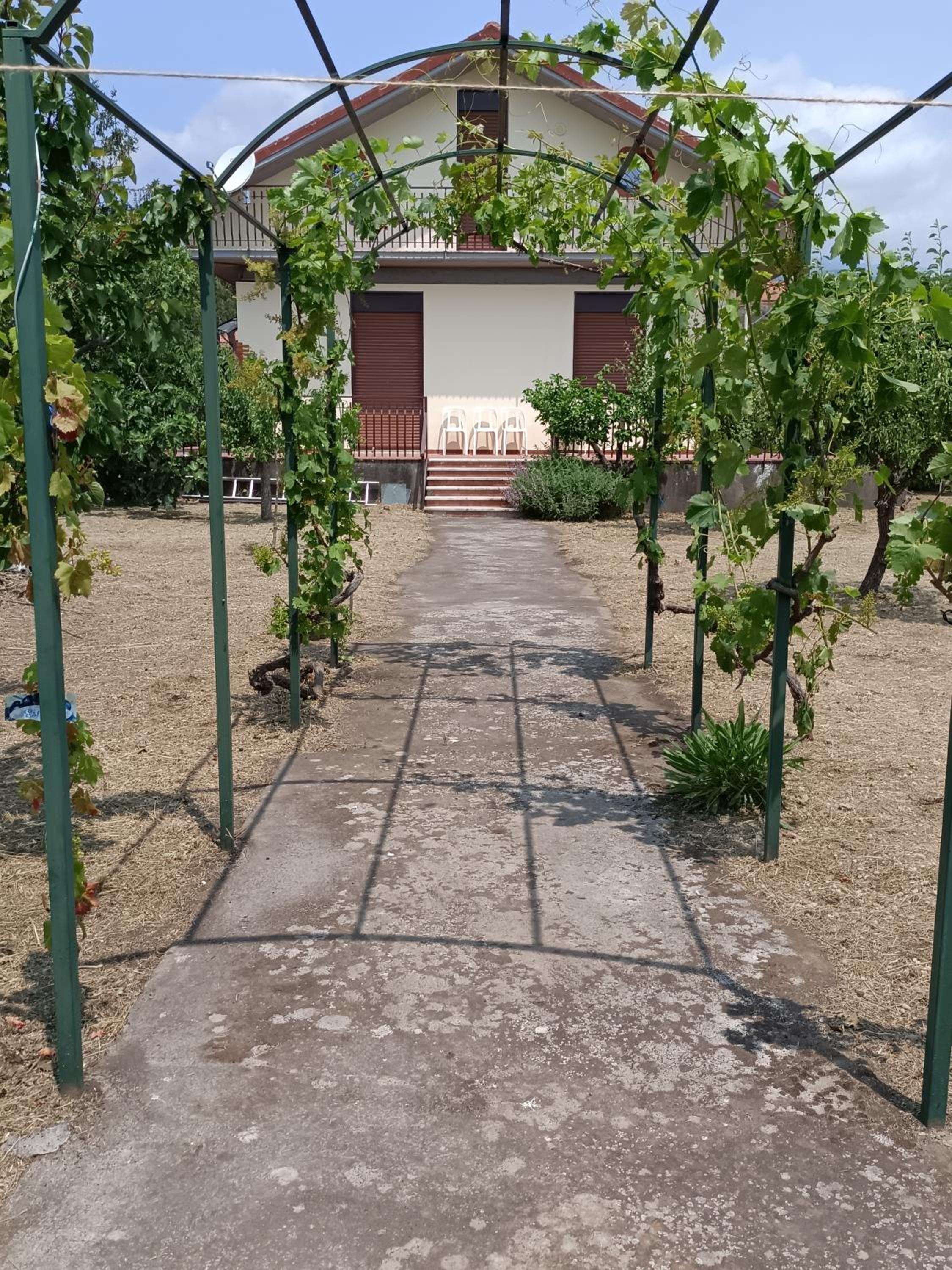 Four-Bedroom House - Photo 19