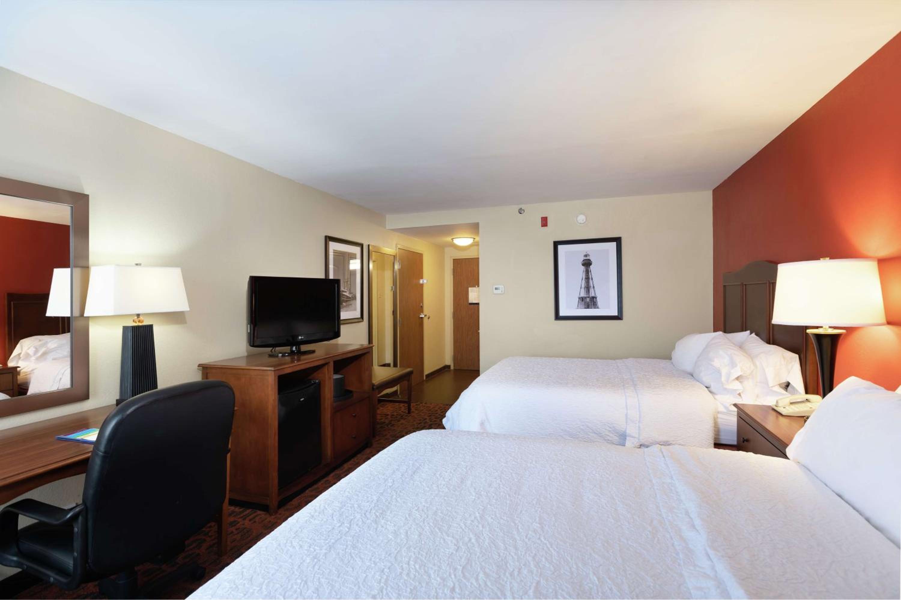 Room with Two Queen Beds - Non-Smoking - Photo 1