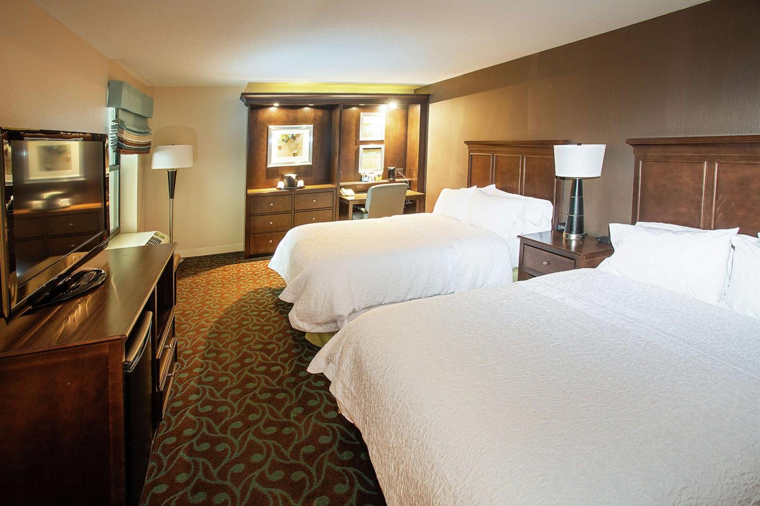 Double Room with Two Double Beds - Hearing Access/Non-Smoking
