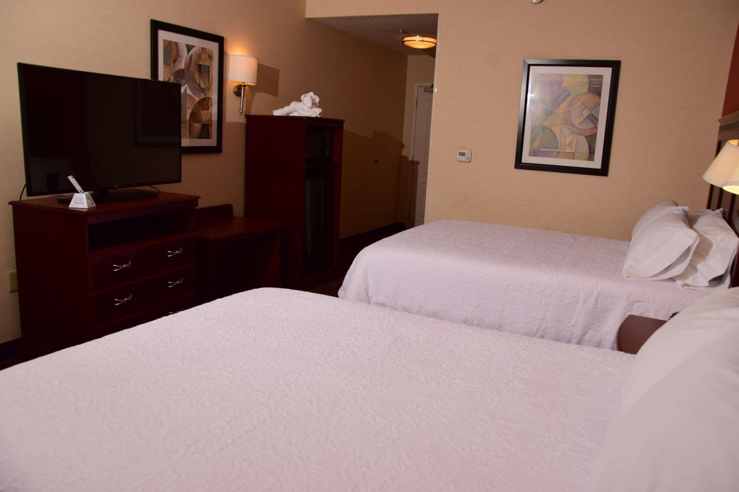 Room with Two Queen Beds - Non-Smoking photo 1