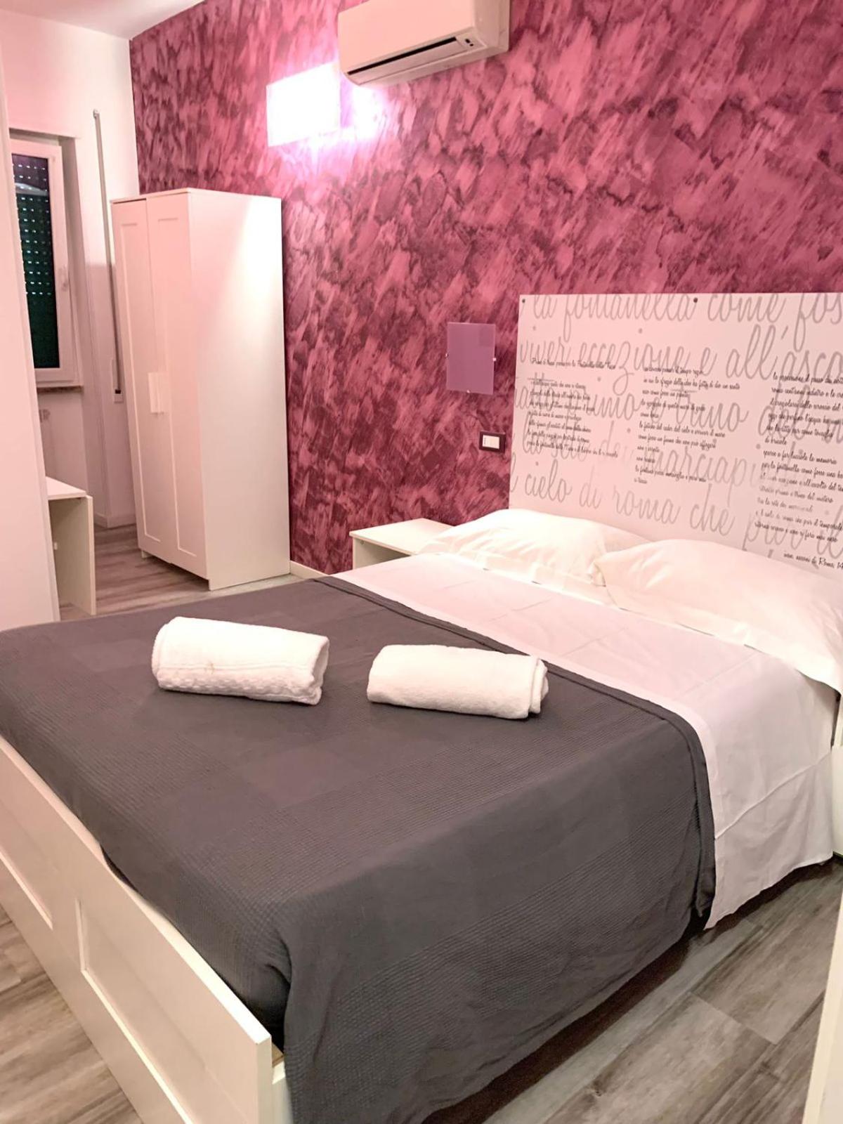 Quadruple Room with Private Bathroom